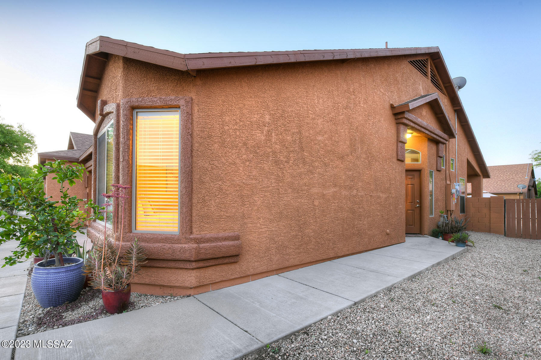 Tres Pueblos - Residential