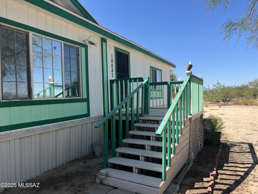 Affordable 3BR/2BA on 1 acre all fenced for privacy. Relax and enjoy your morning coffee in the screened in patio room. Master bath garden tub, vaulted ceilings, ceiling fans, skylight, large open kitchen w/lots of cabinets, split bedroom floor plan and a 12X20 storage shed. Plenty of room with lots of trees. Bring the RV, horses and toys.