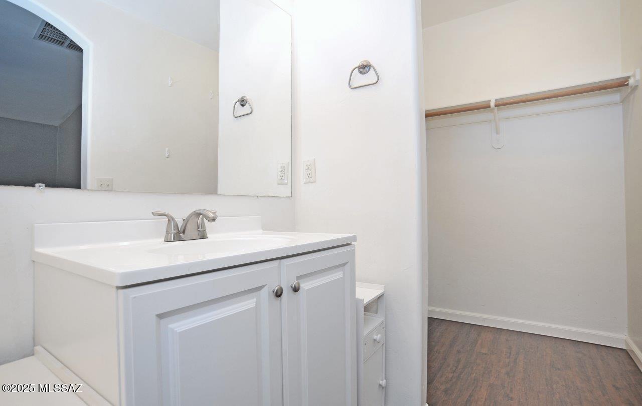 San Lucas Block 11 - Residential Lease