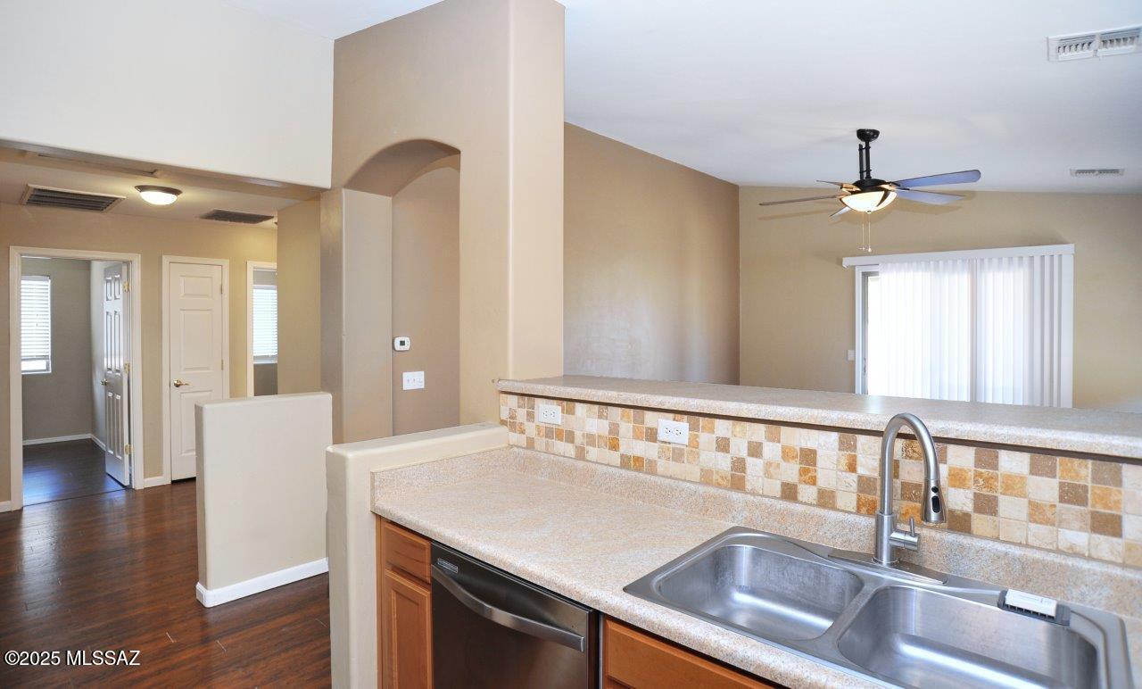 San Lucas Block 11 - Residential Lease