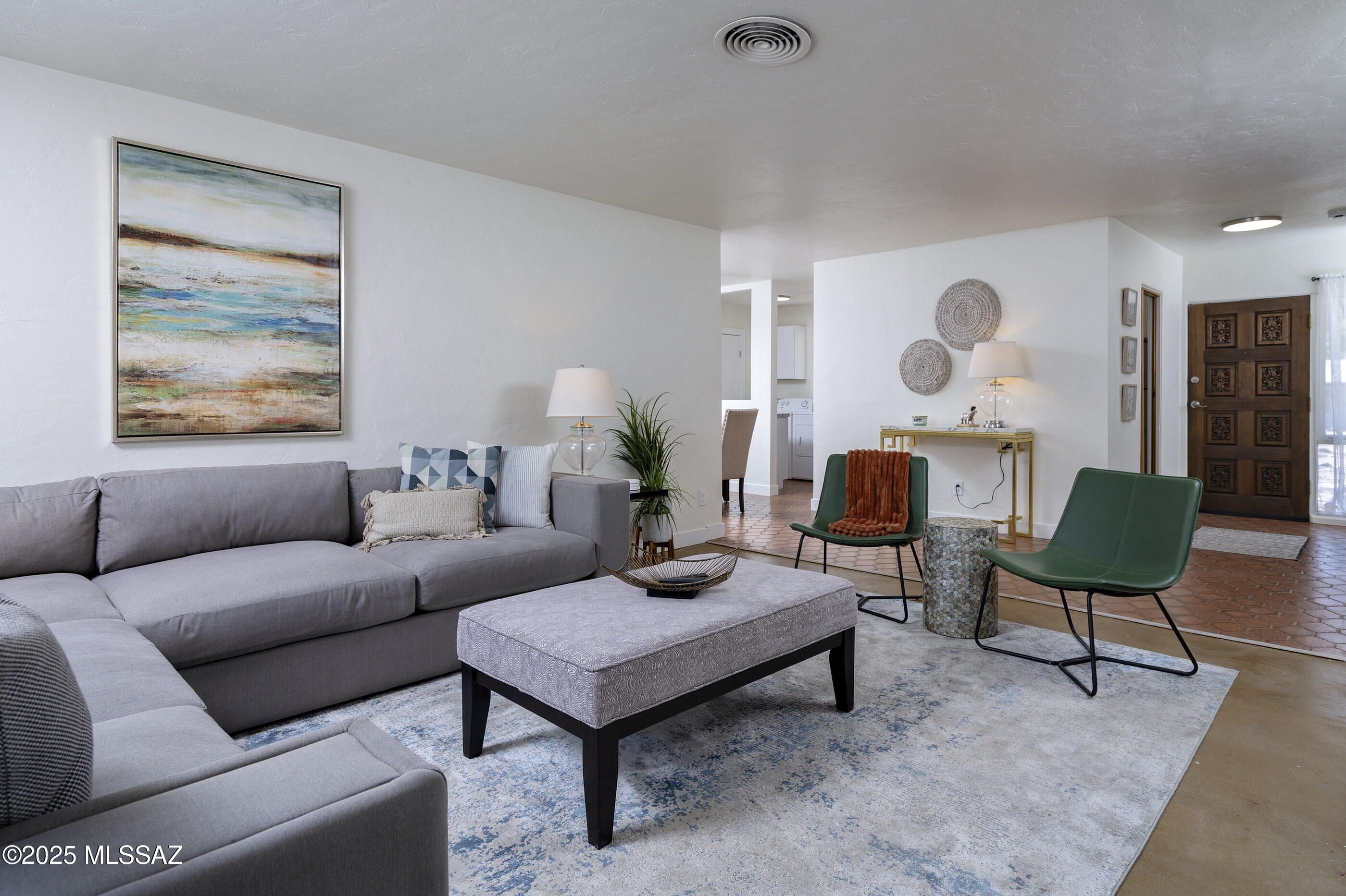 4051 E Calle De Jardin