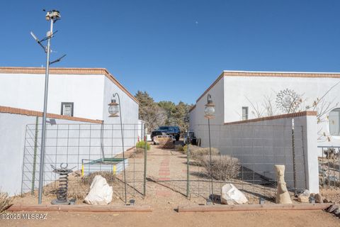 A home in Pearce