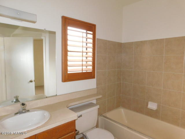Meadowbrook (273-334, 348-403, 410-532) - Residential