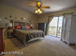 Las Lomitas Townhouses - Residential