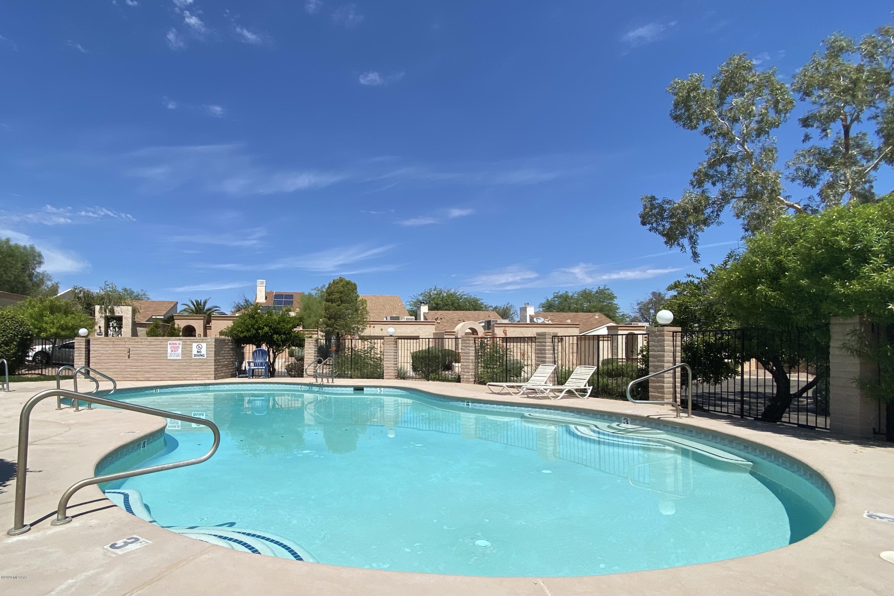 Saddlewood Villas (1-102) - Residential