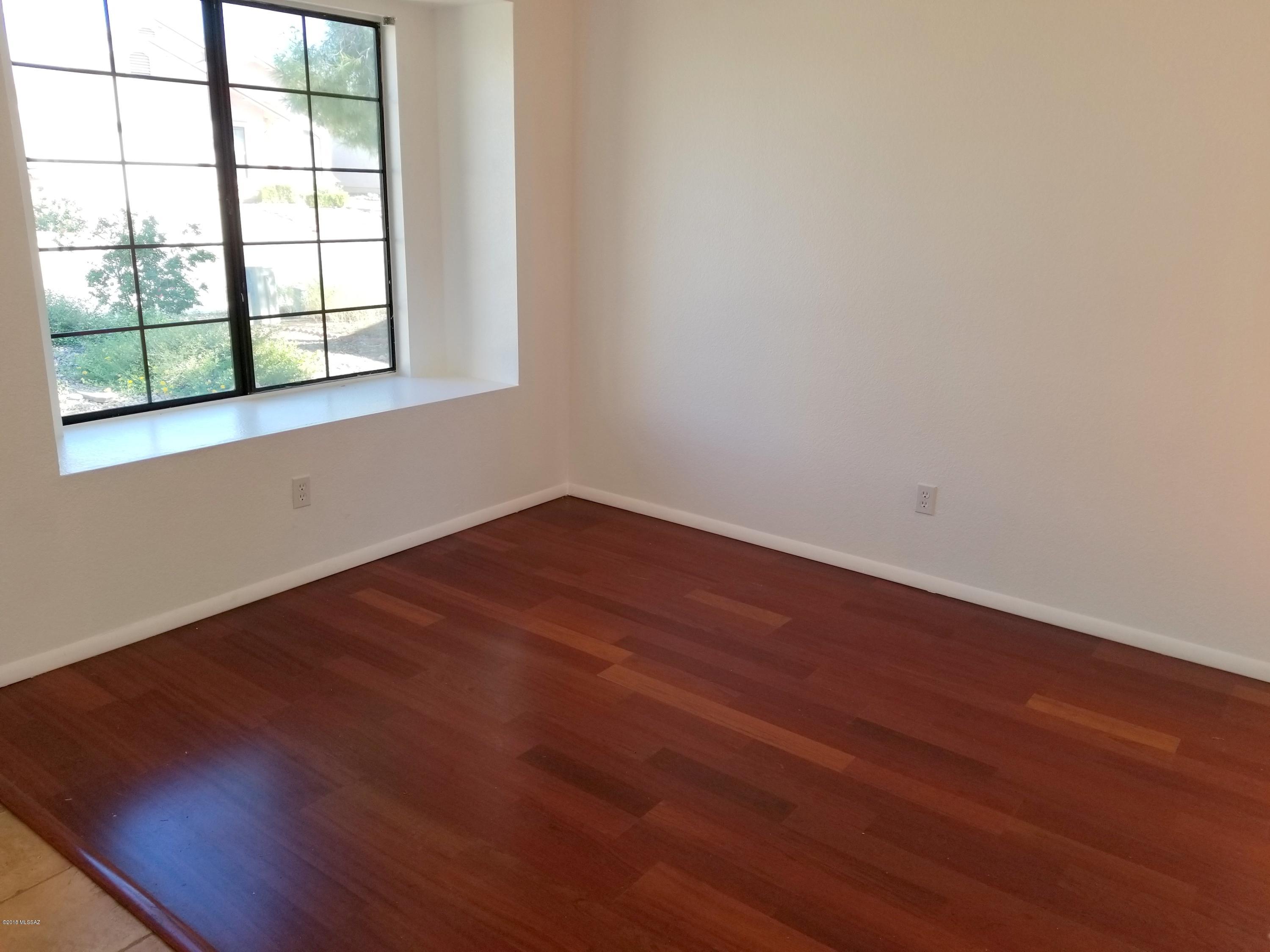 Linda Vista Terrace(1-102) - Residential