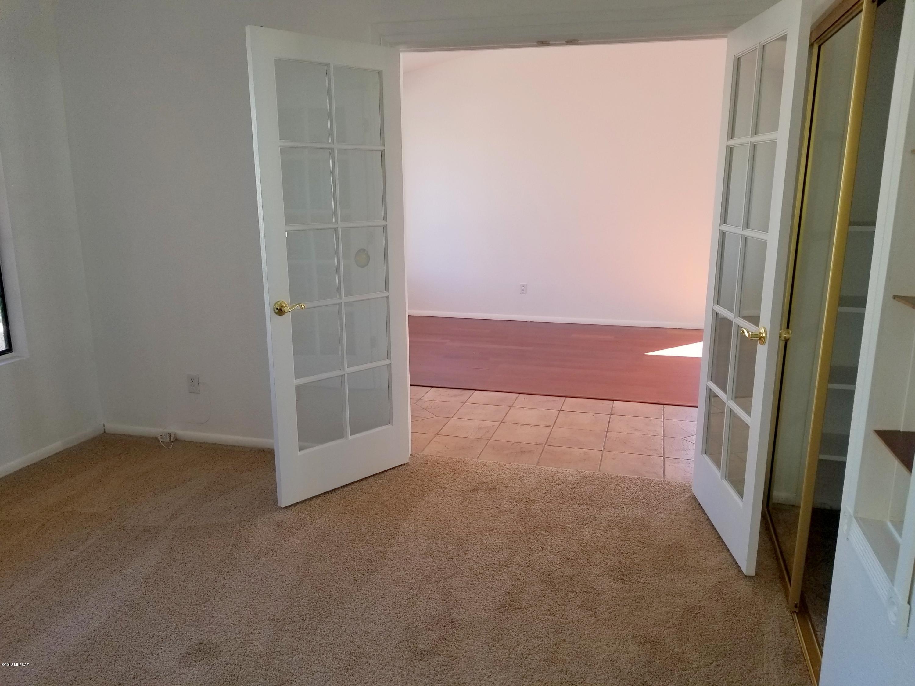 Linda Vista Terrace(1-102) - Residential