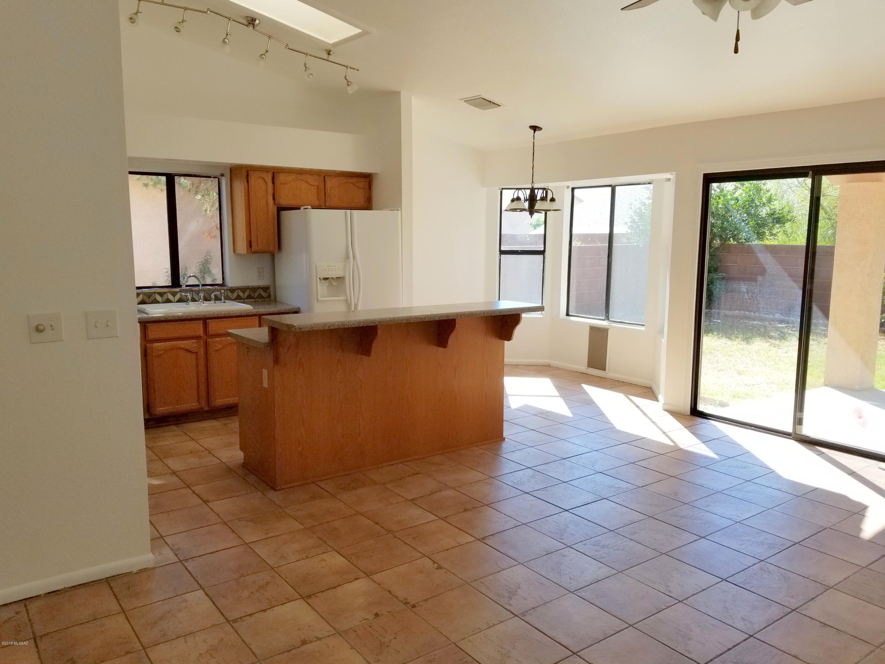 Linda Vista Terrace(1-102) - Residential