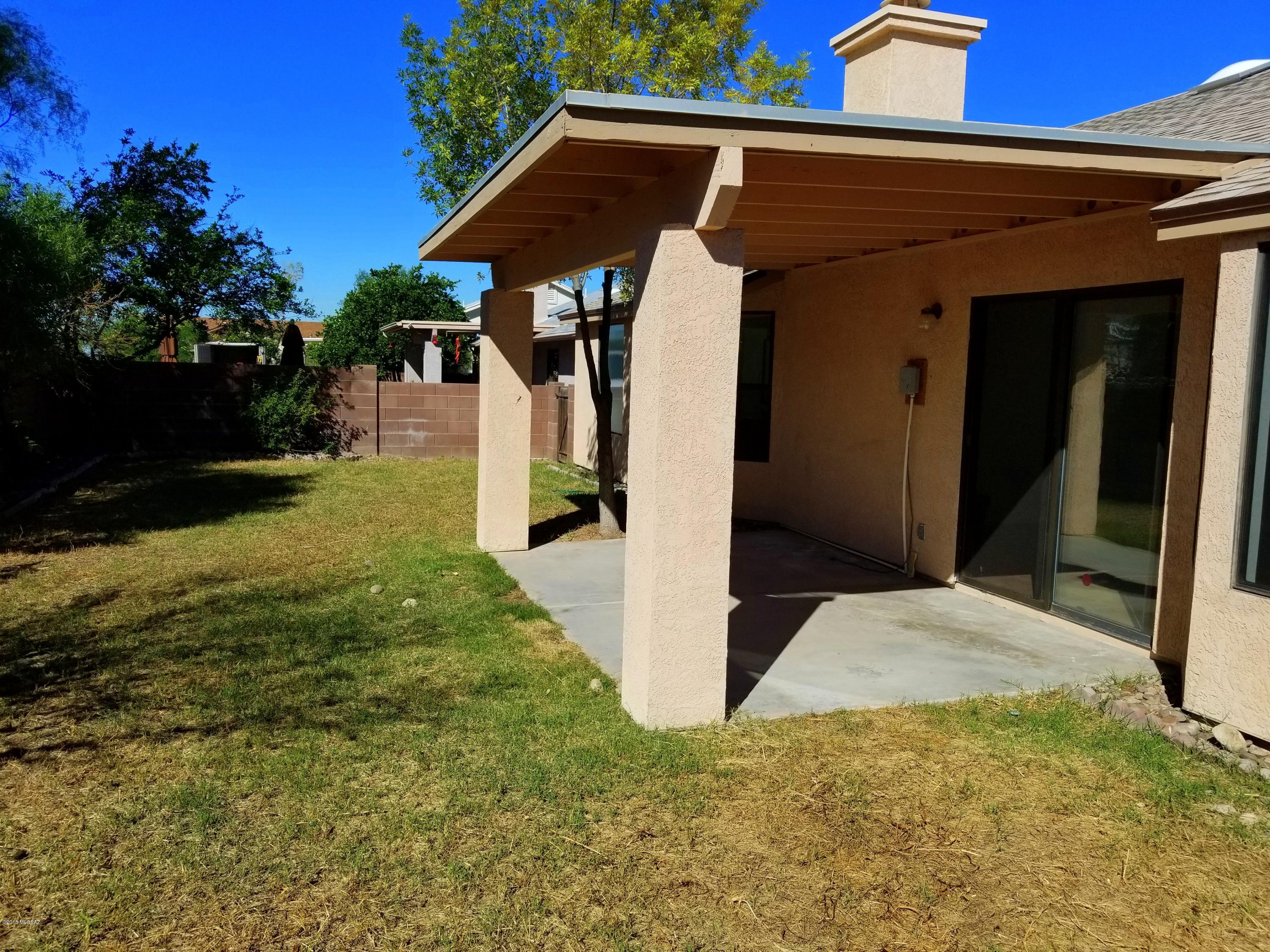 Linda Vista Terrace(1-102) - Residential