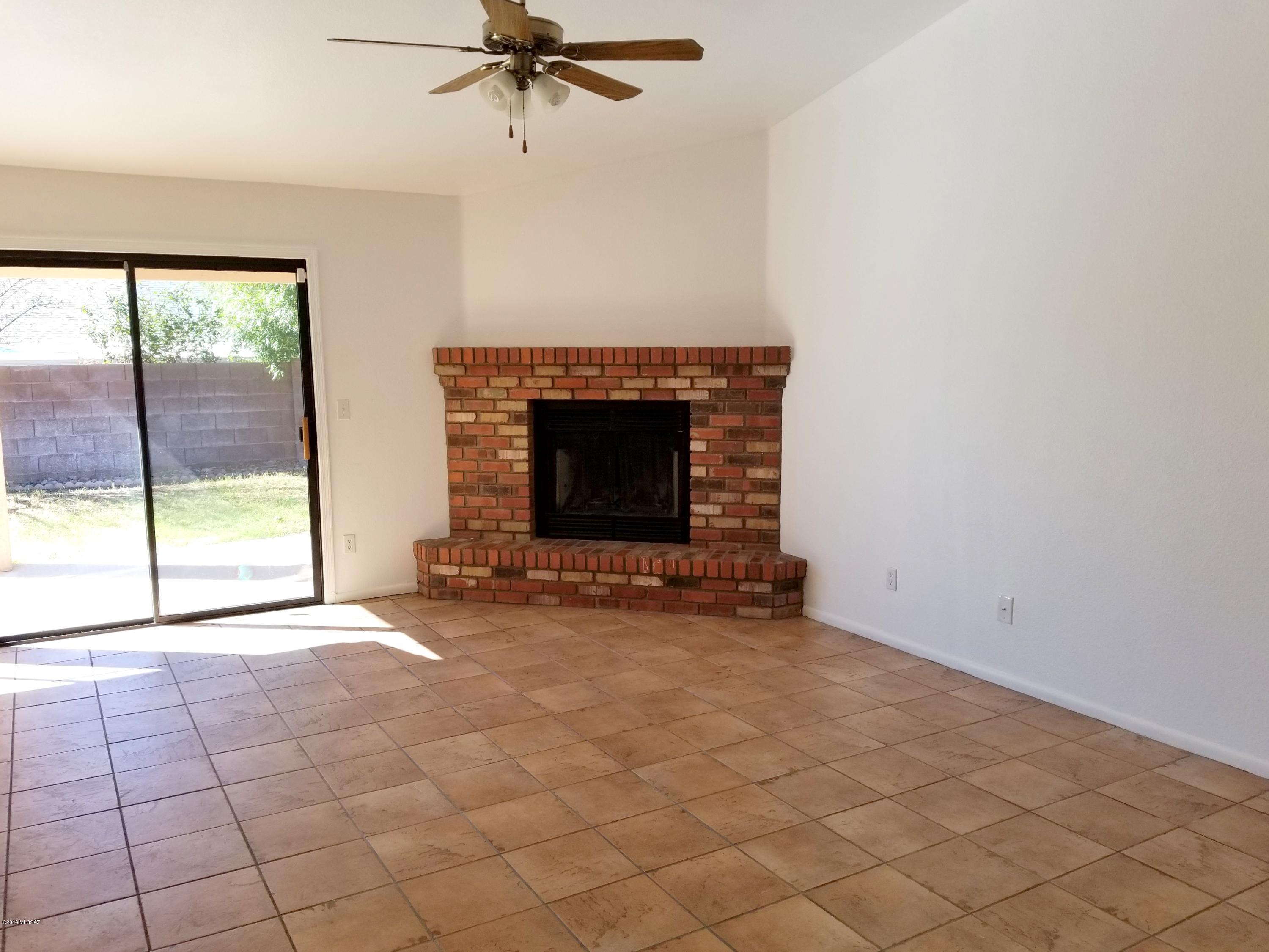 Linda Vista Terrace(1-102) - Residential