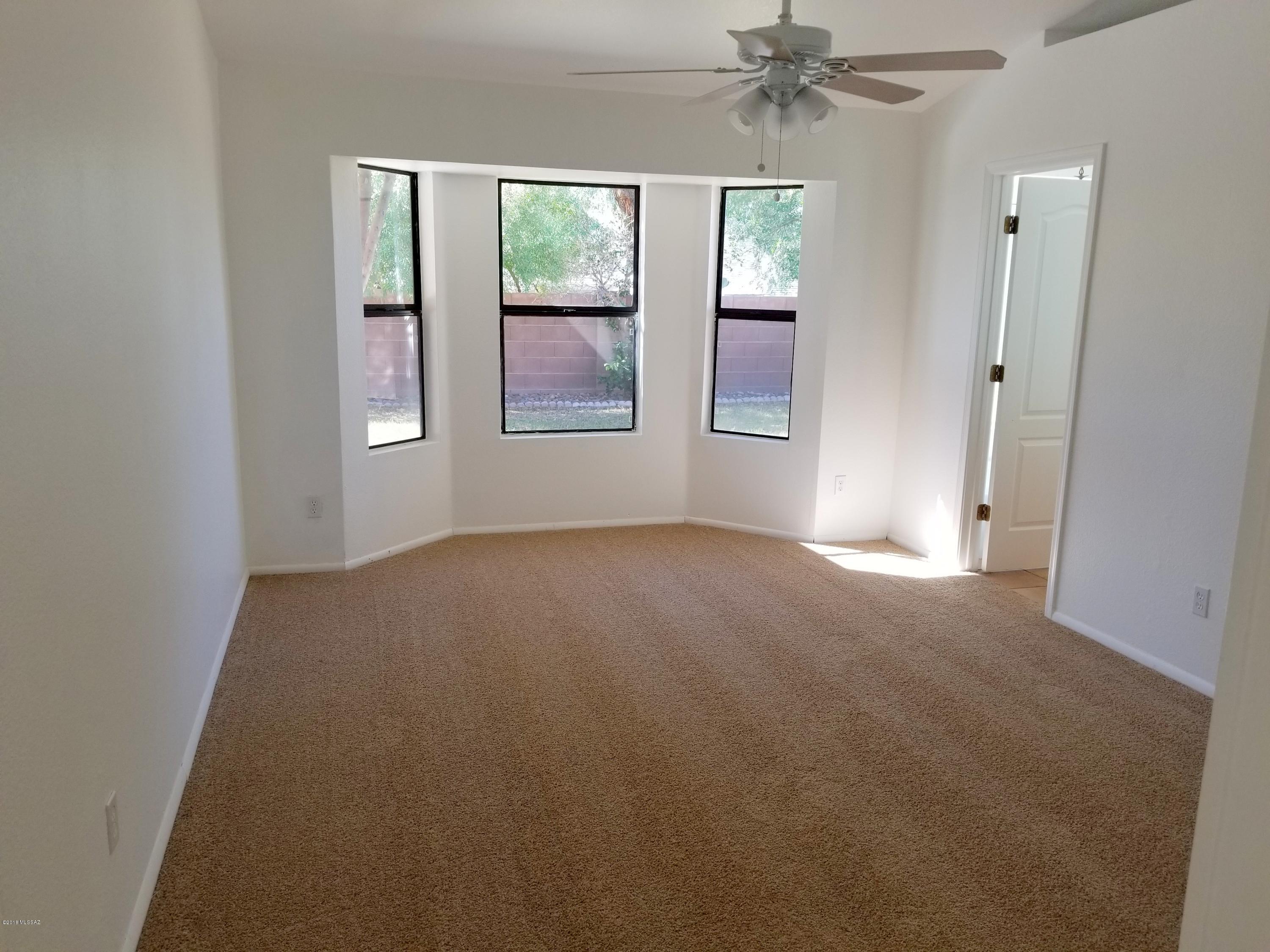 Linda Vista Terrace(1-102) - Residential