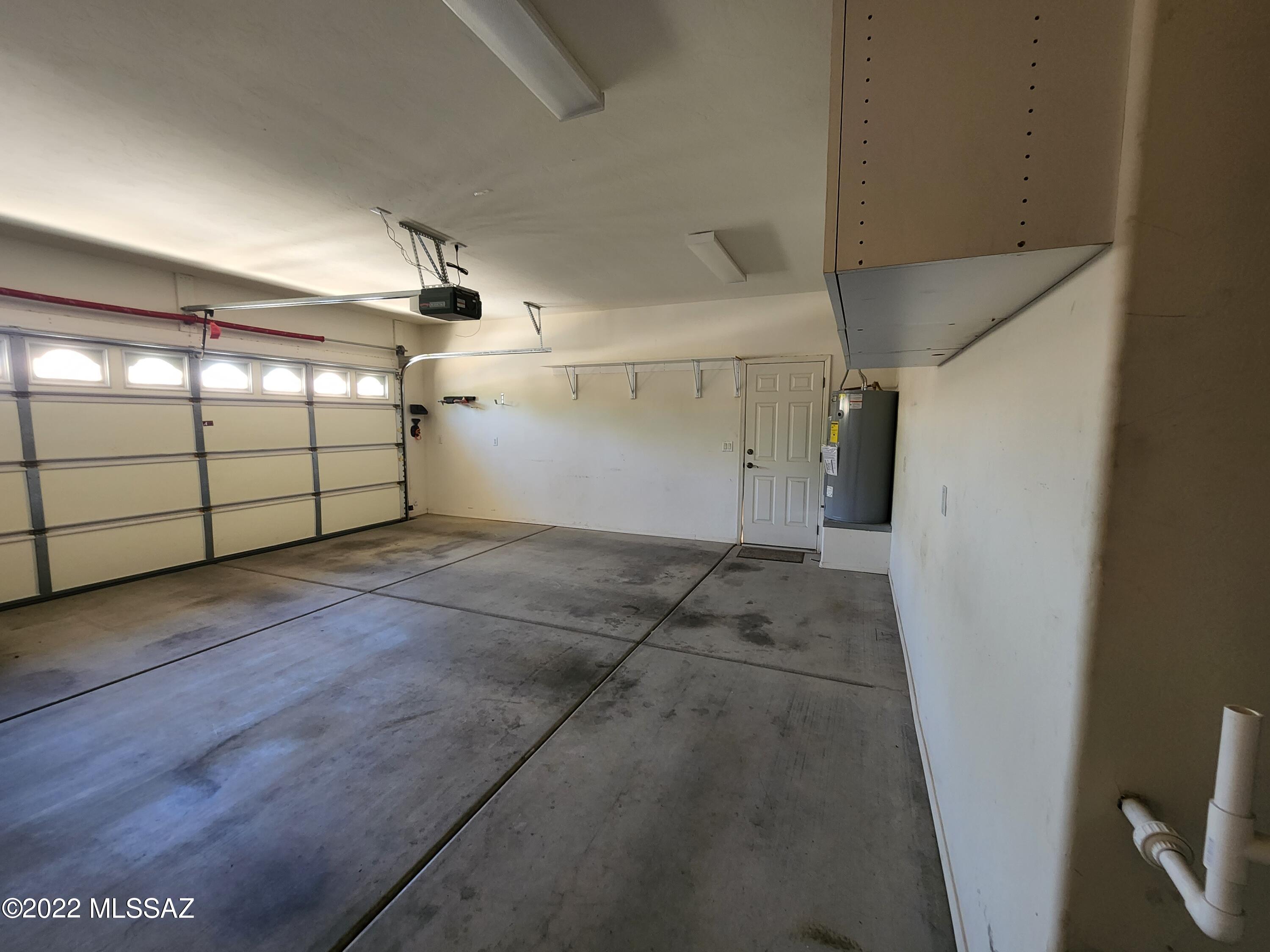 Vista Montana Estates - Residential Lease