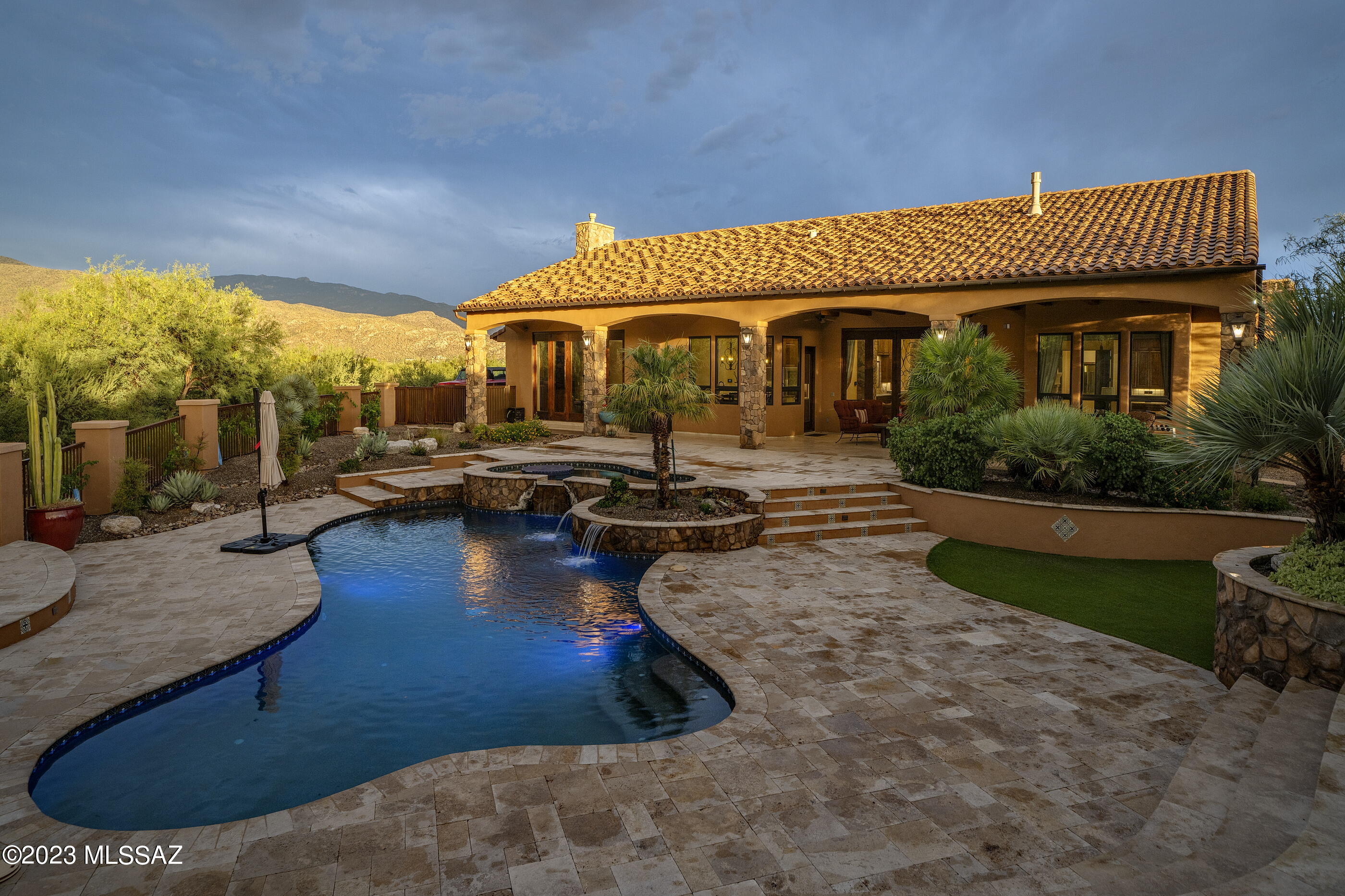 Snyder Creek Canyon (1-29) - Residential