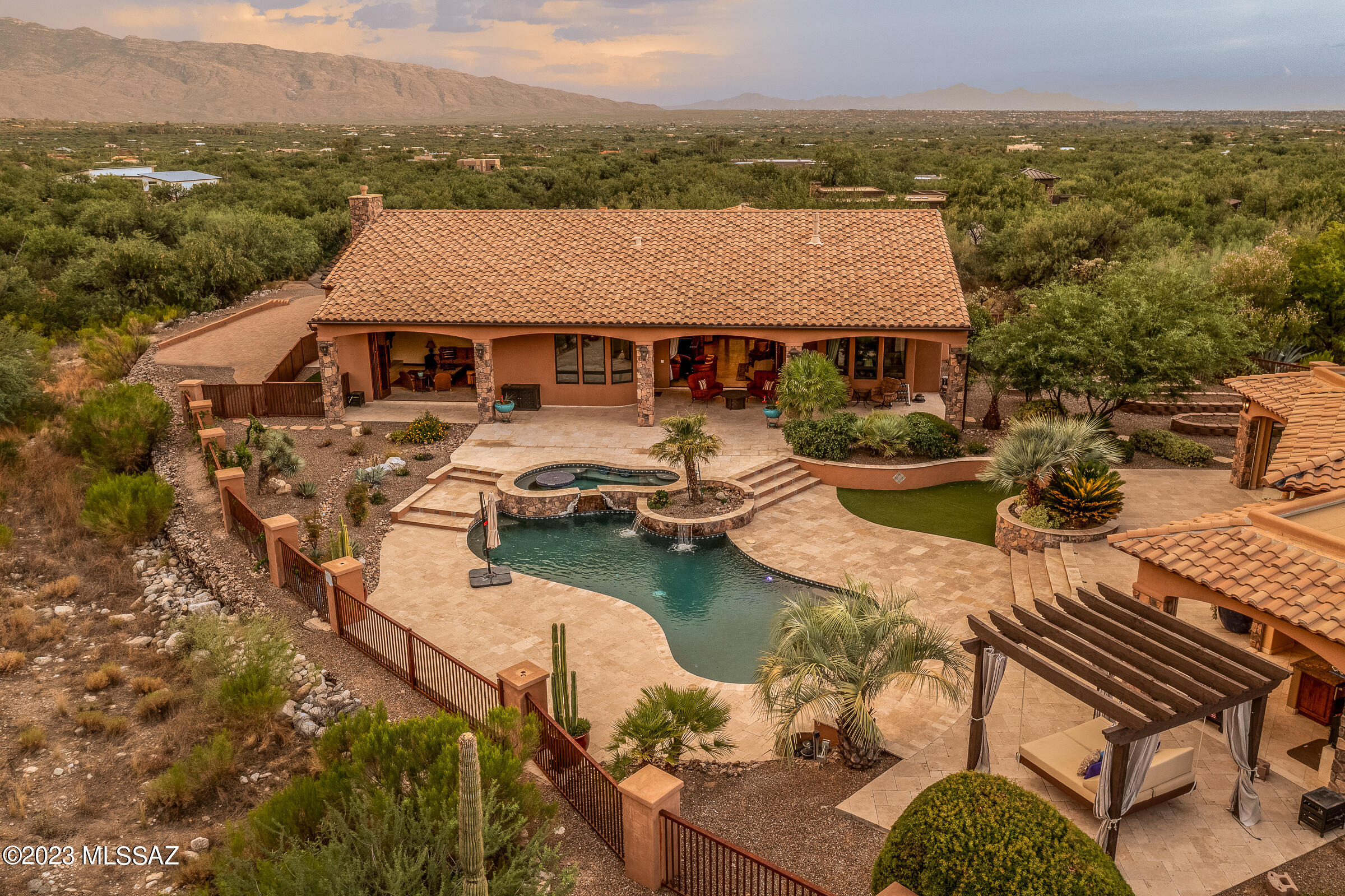Snyder Creek Canyon (1-29) - Residential
