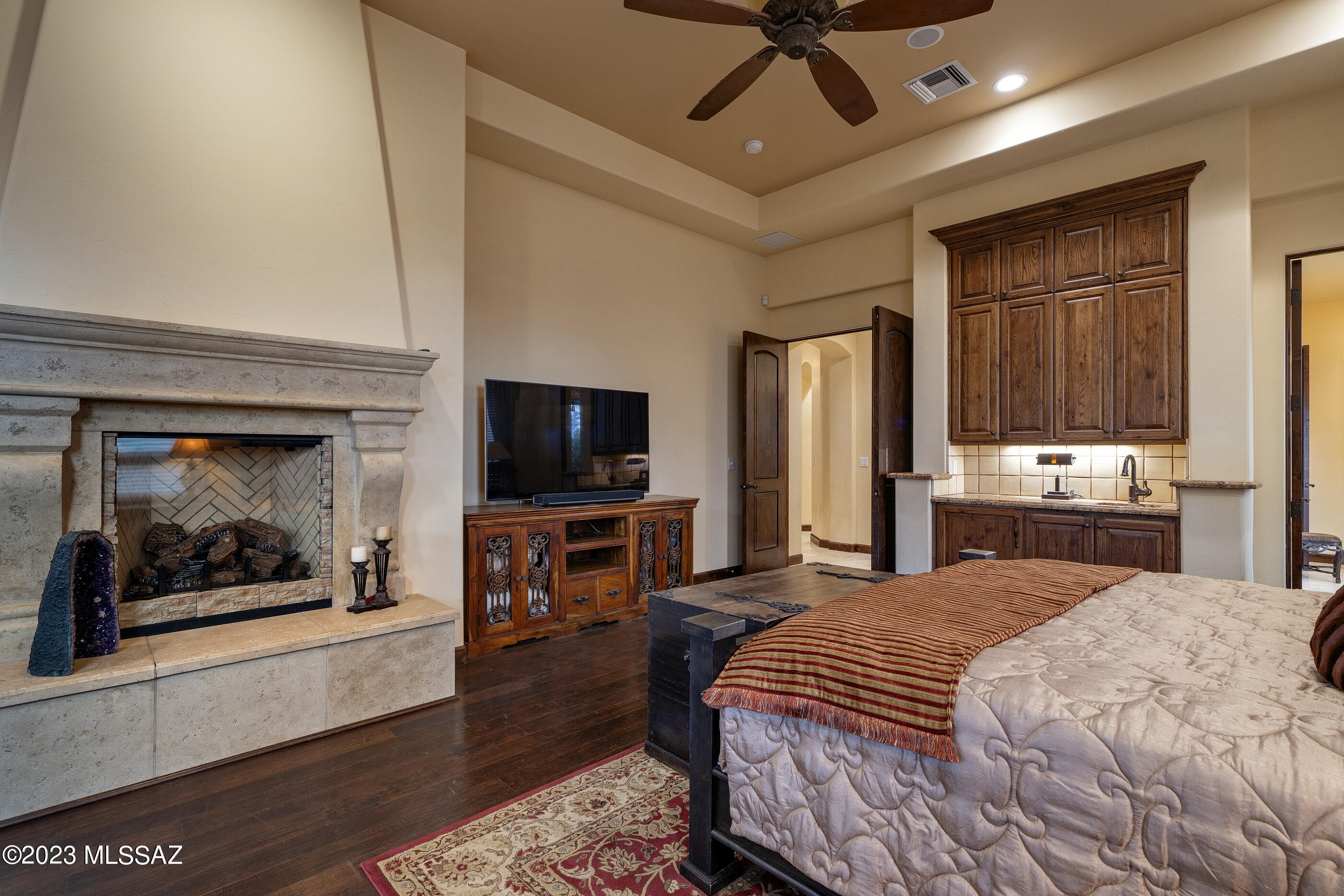 Snyder Creek Canyon (1-29) - Residential