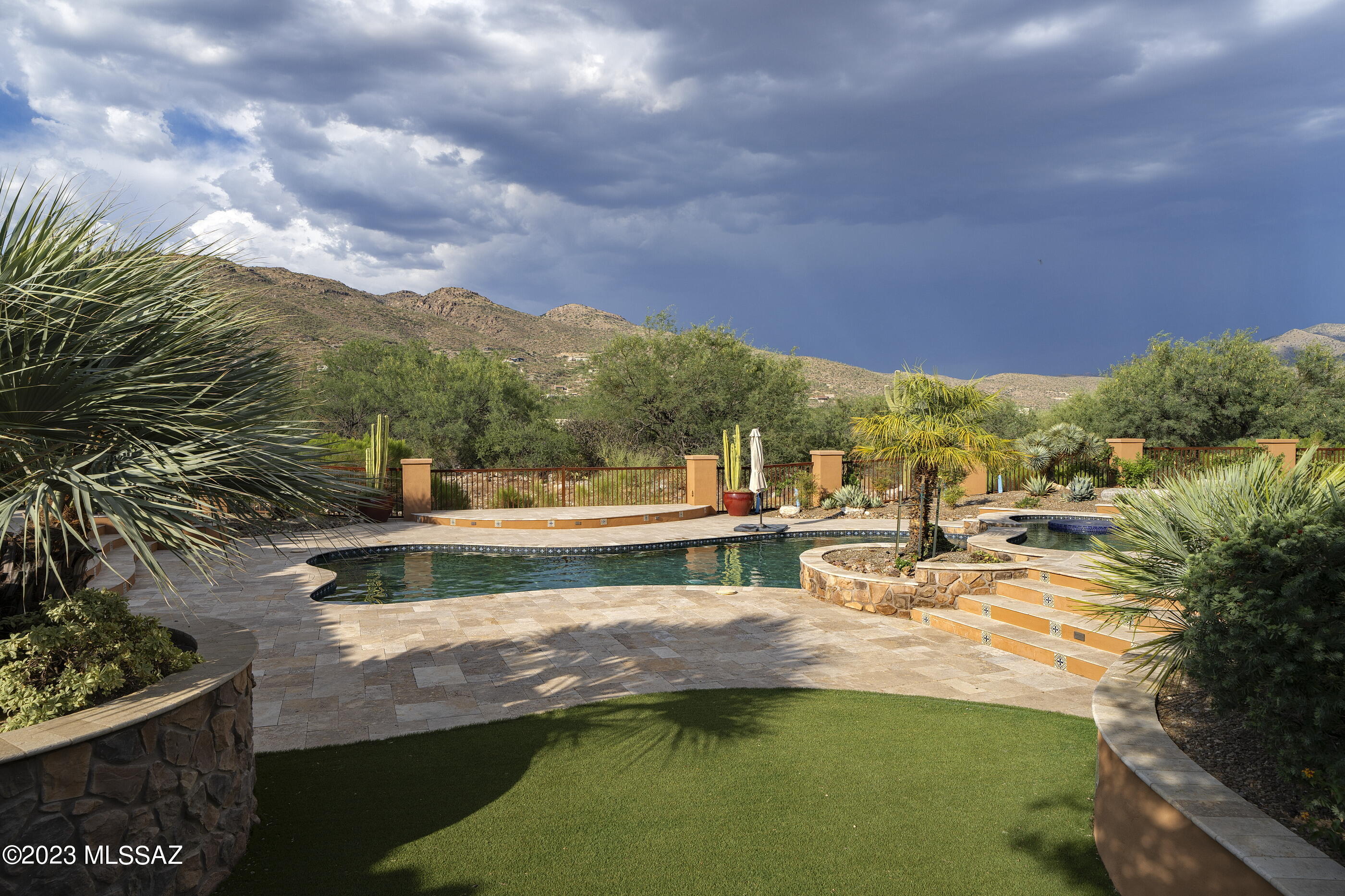 Snyder Creek Canyon (1-29) - Residential