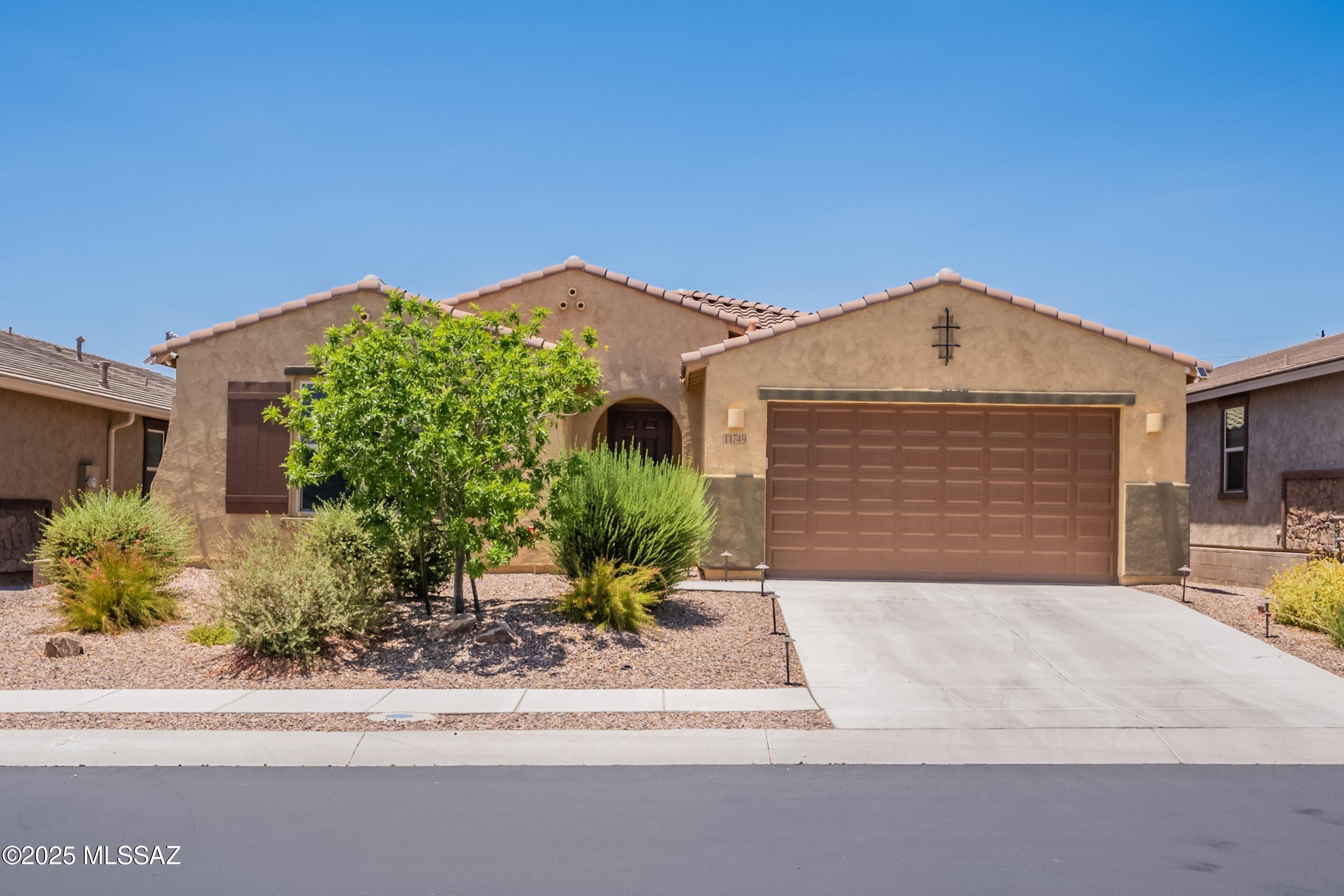 11749 N Village Vista Place