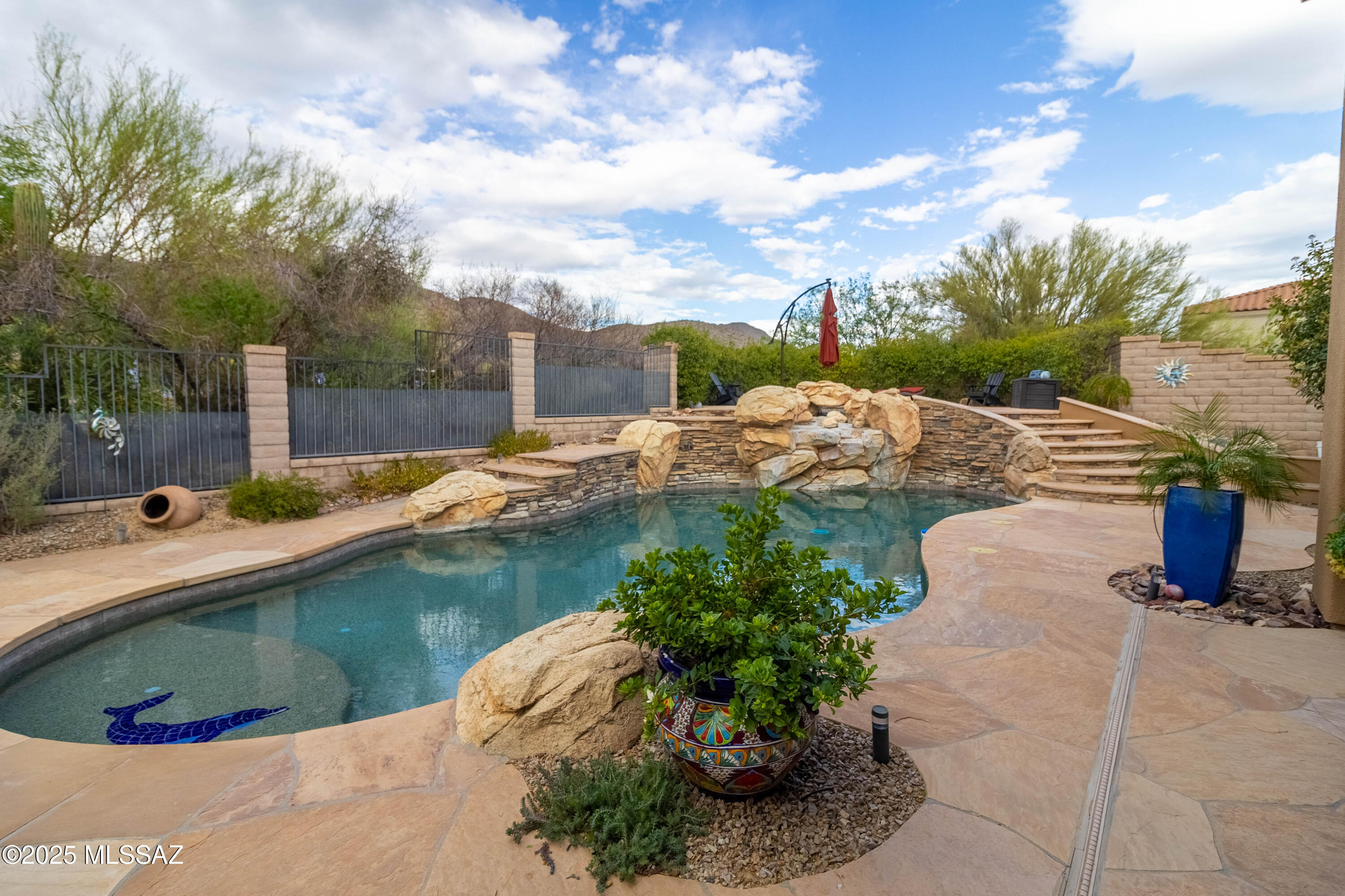 Dos Lagos at Dove Mountain (1-91) - Residential