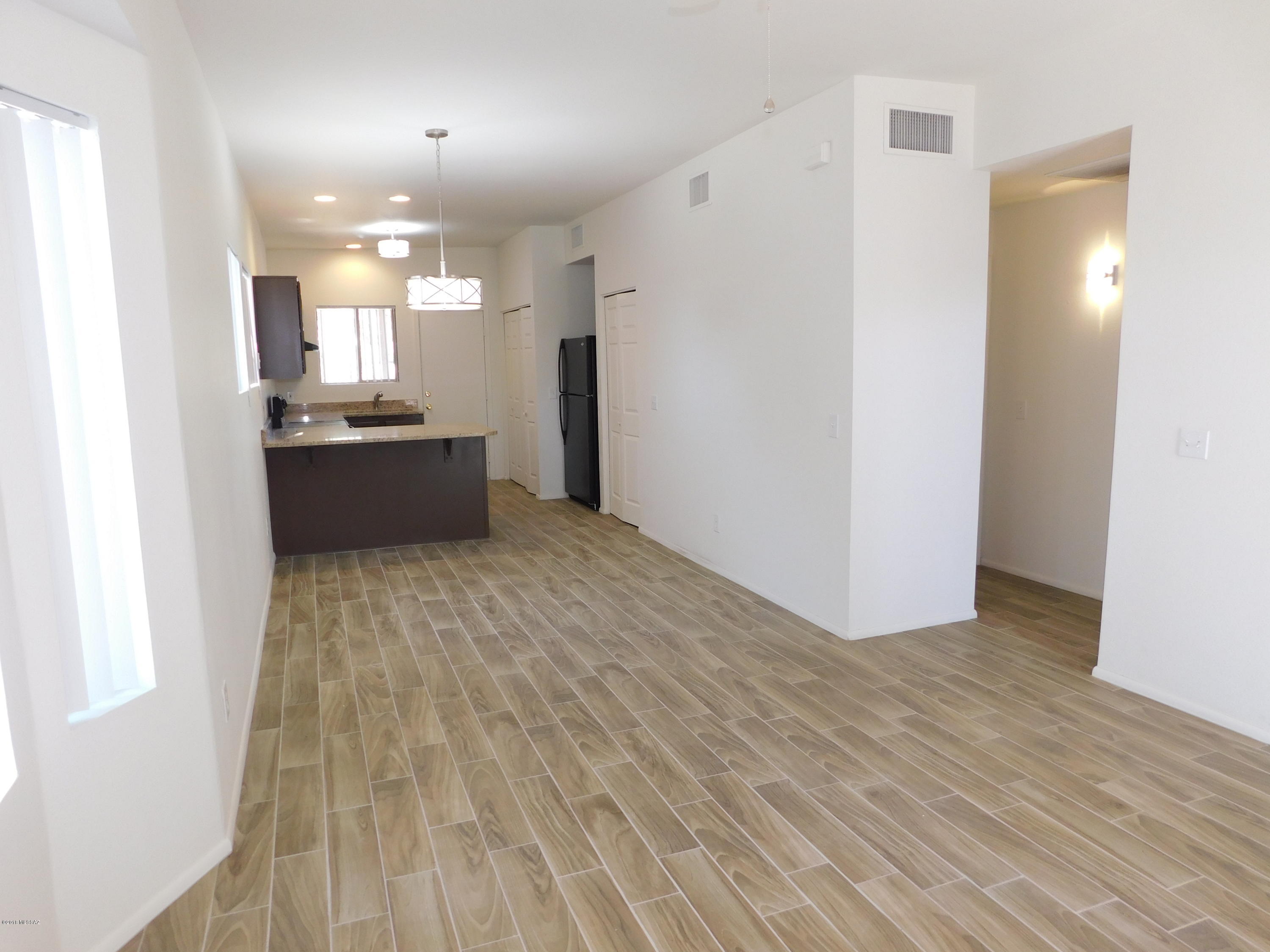 Lincoln Park - Residential Lease