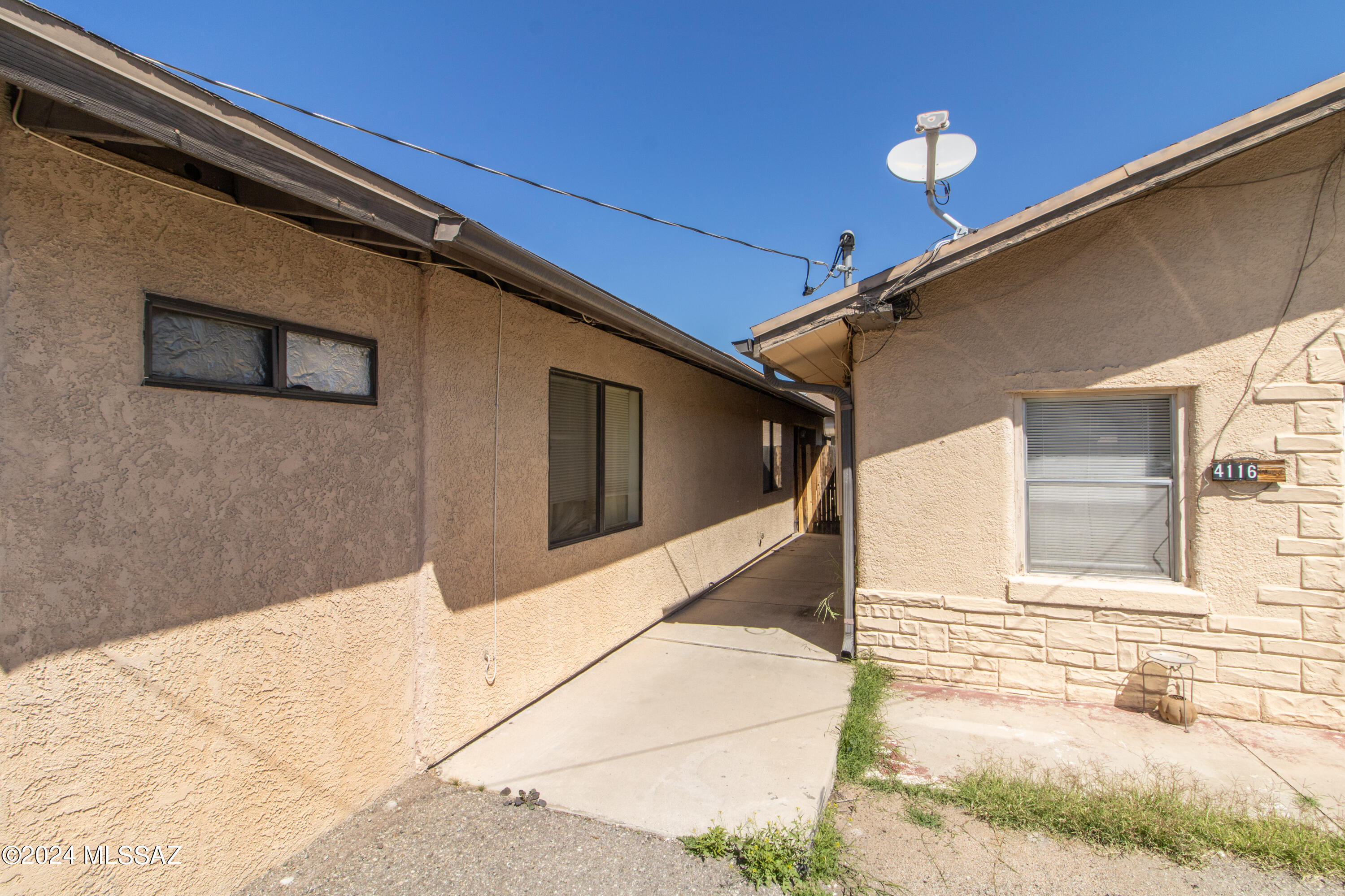 Unsubdivided - Residential Lease