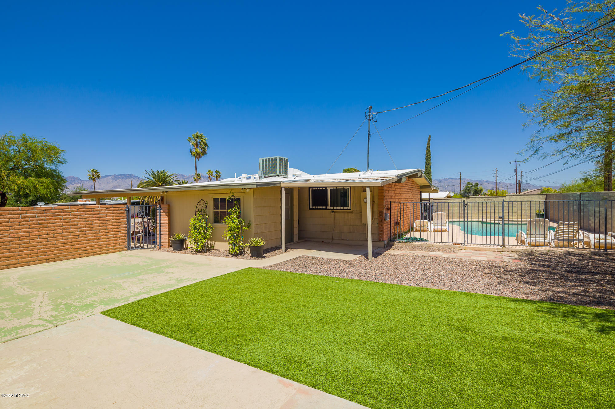 Kingston Knolls Terrace - Residential