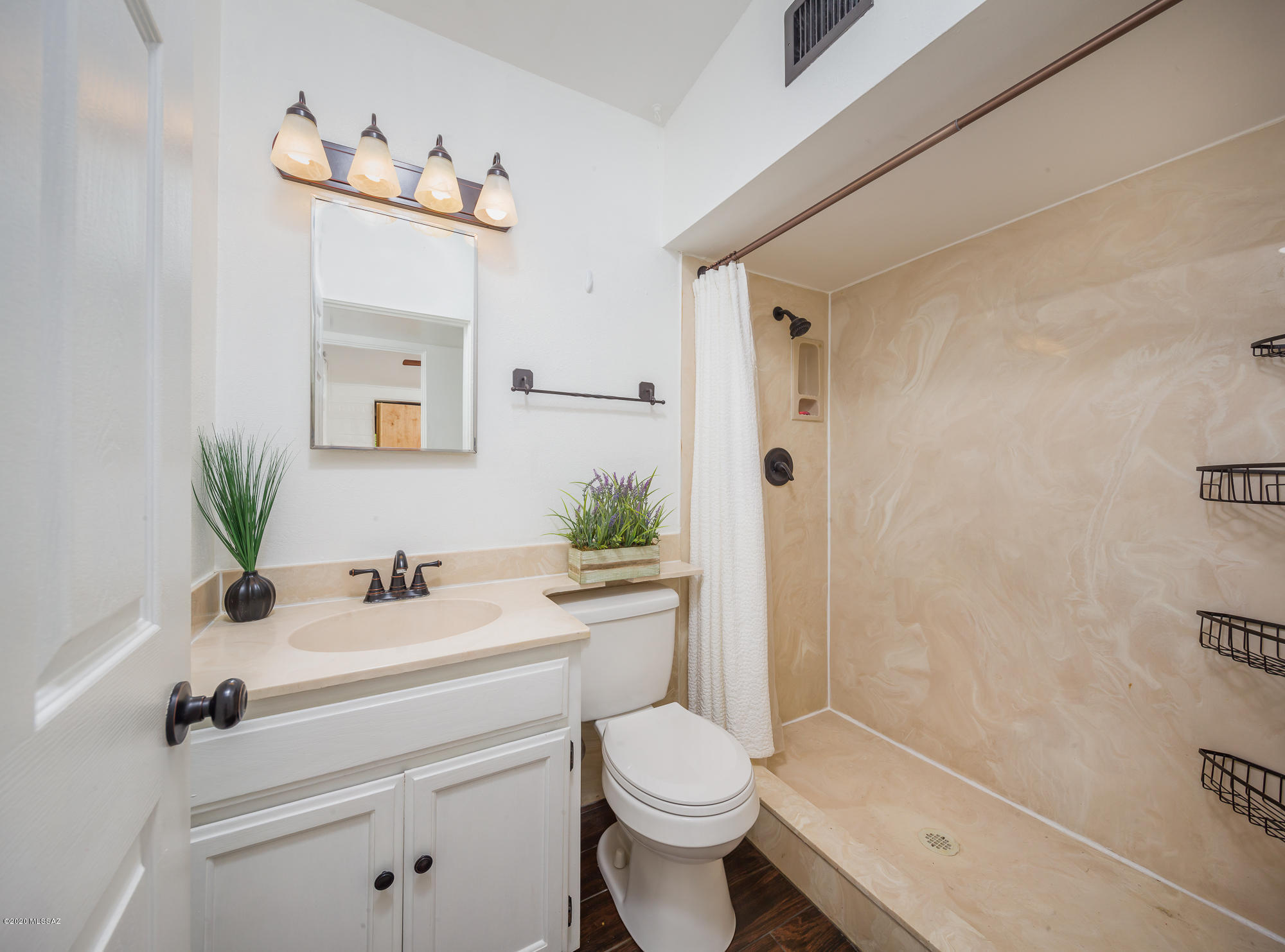 Kingston Knolls Terrace - Residential