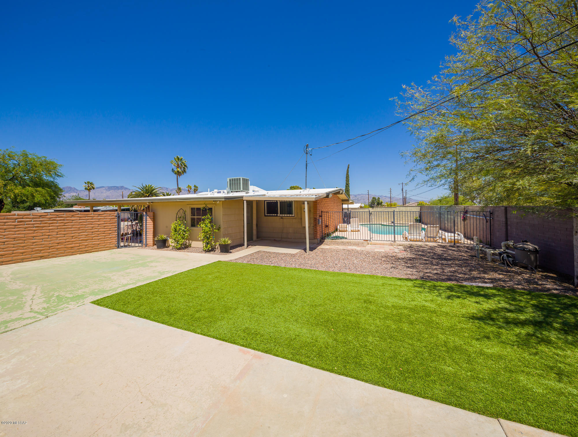 Kingston Knolls Terrace - Residential