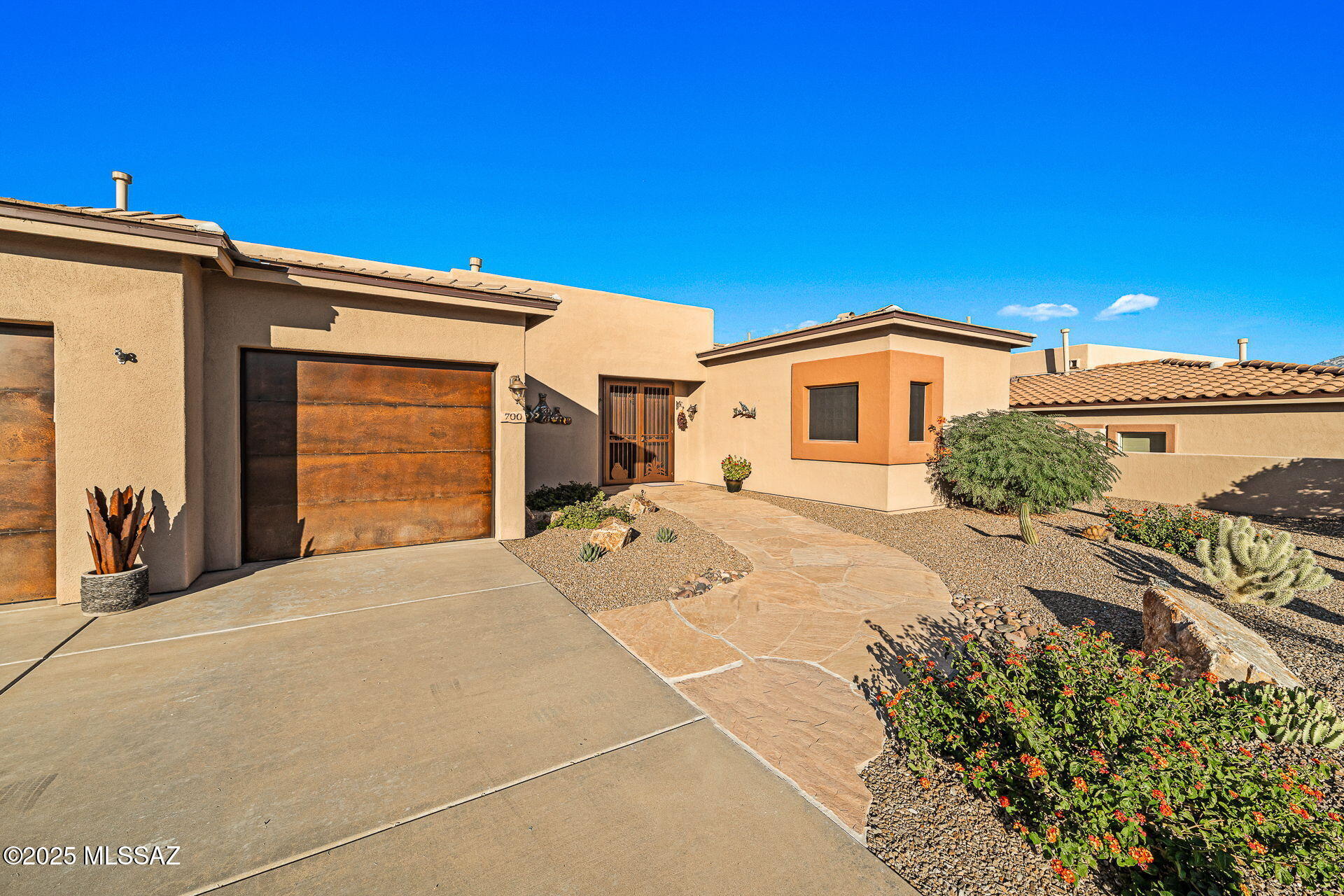 700 W Regulation Place