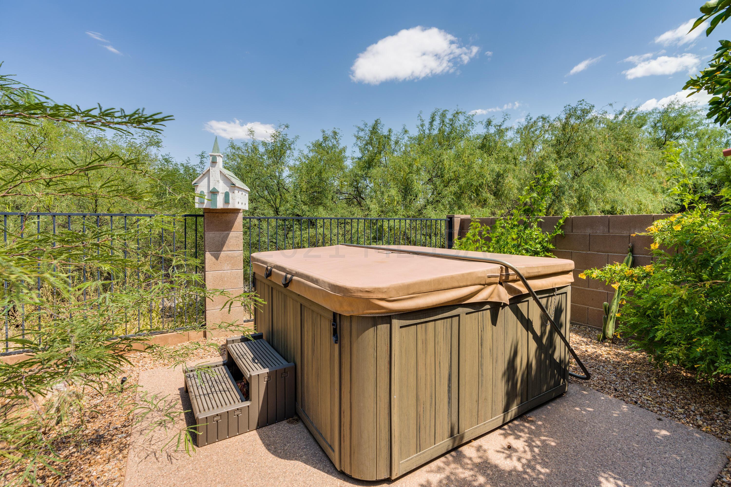 Sabino Point (1-29) - Residential