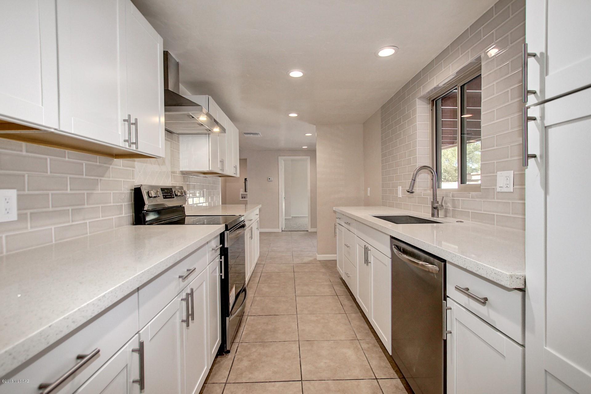 Carlos Terrace - Residential