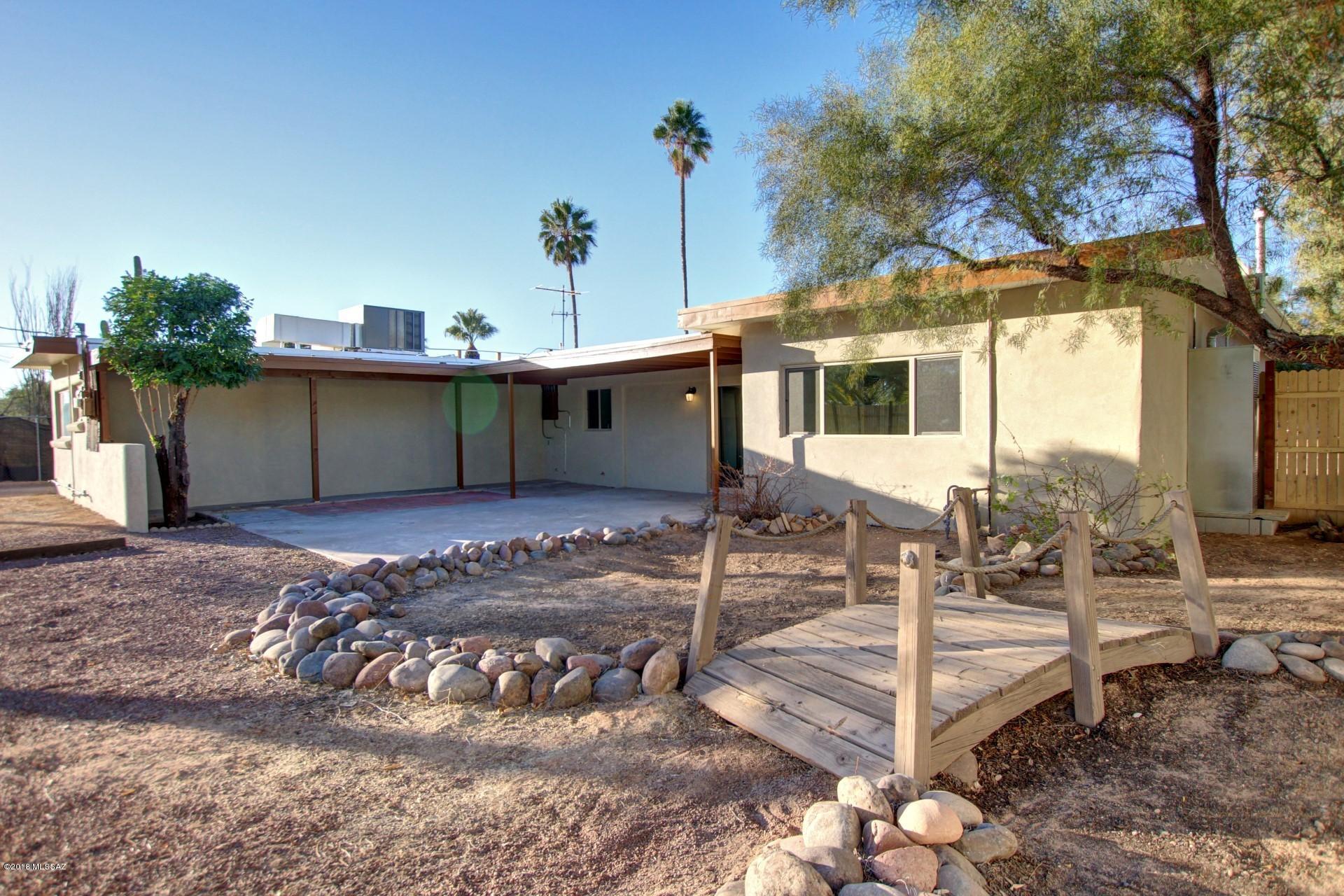Carlos Terrace - Residential