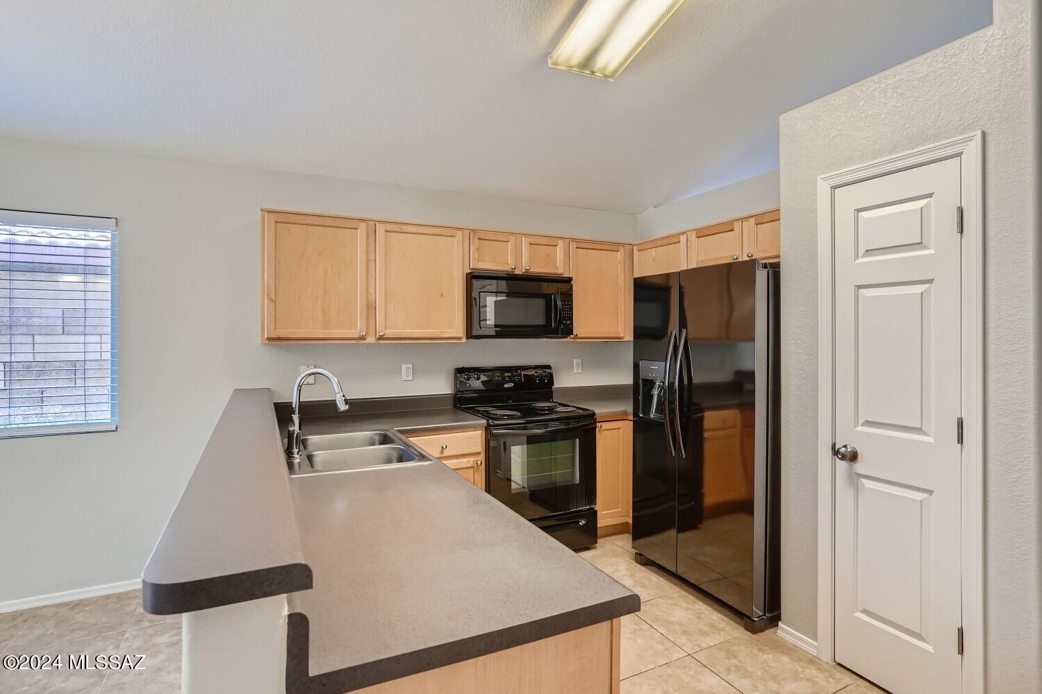 Rancho Elegante - Residential Lease