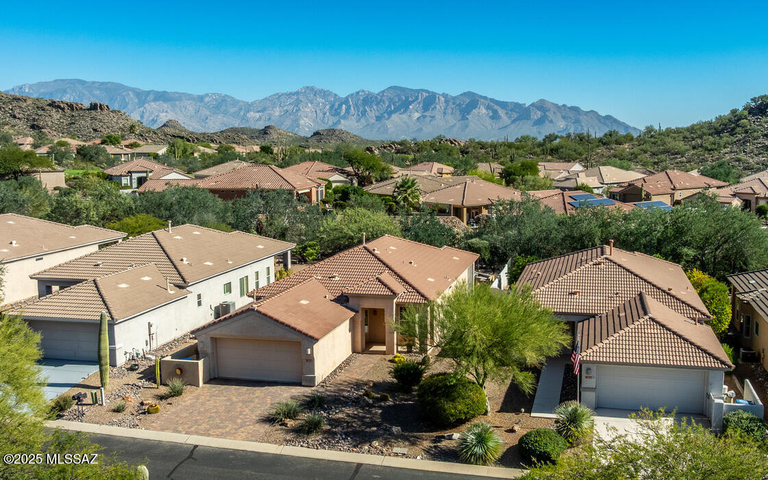 13640 N Gold Cholla Place