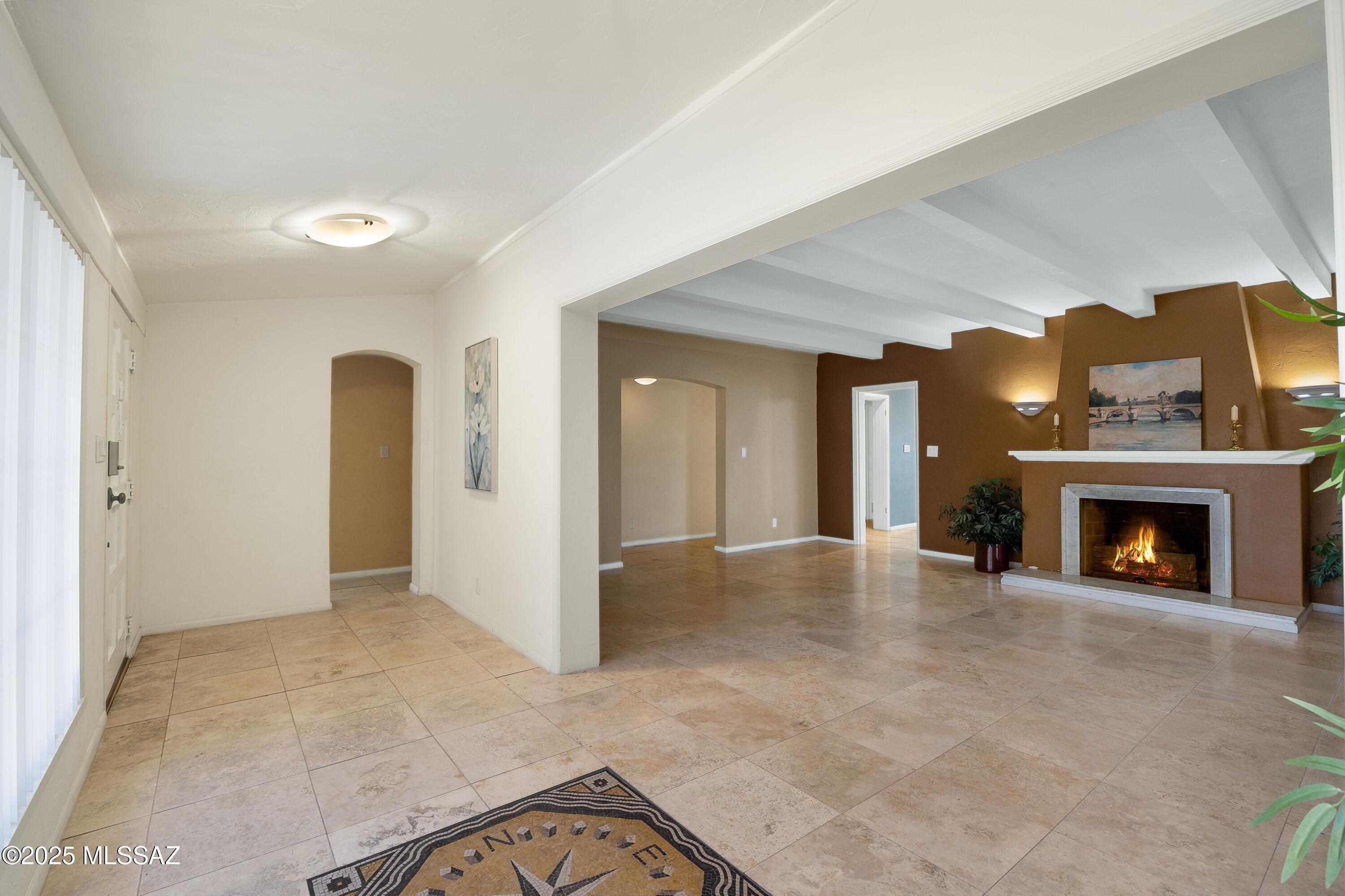 300 N Country Club Road