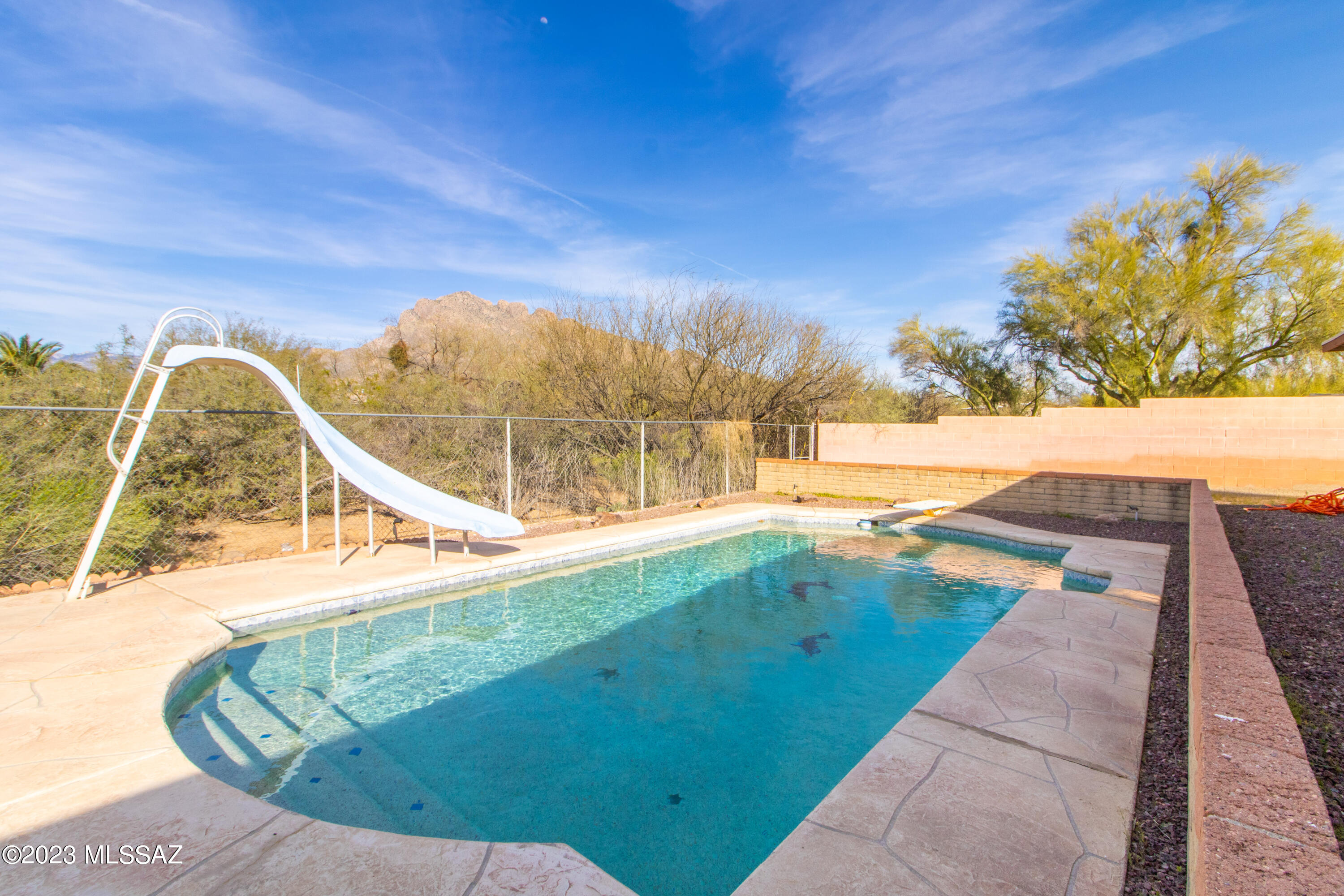 Rancho Feliz (153-352) - Residential