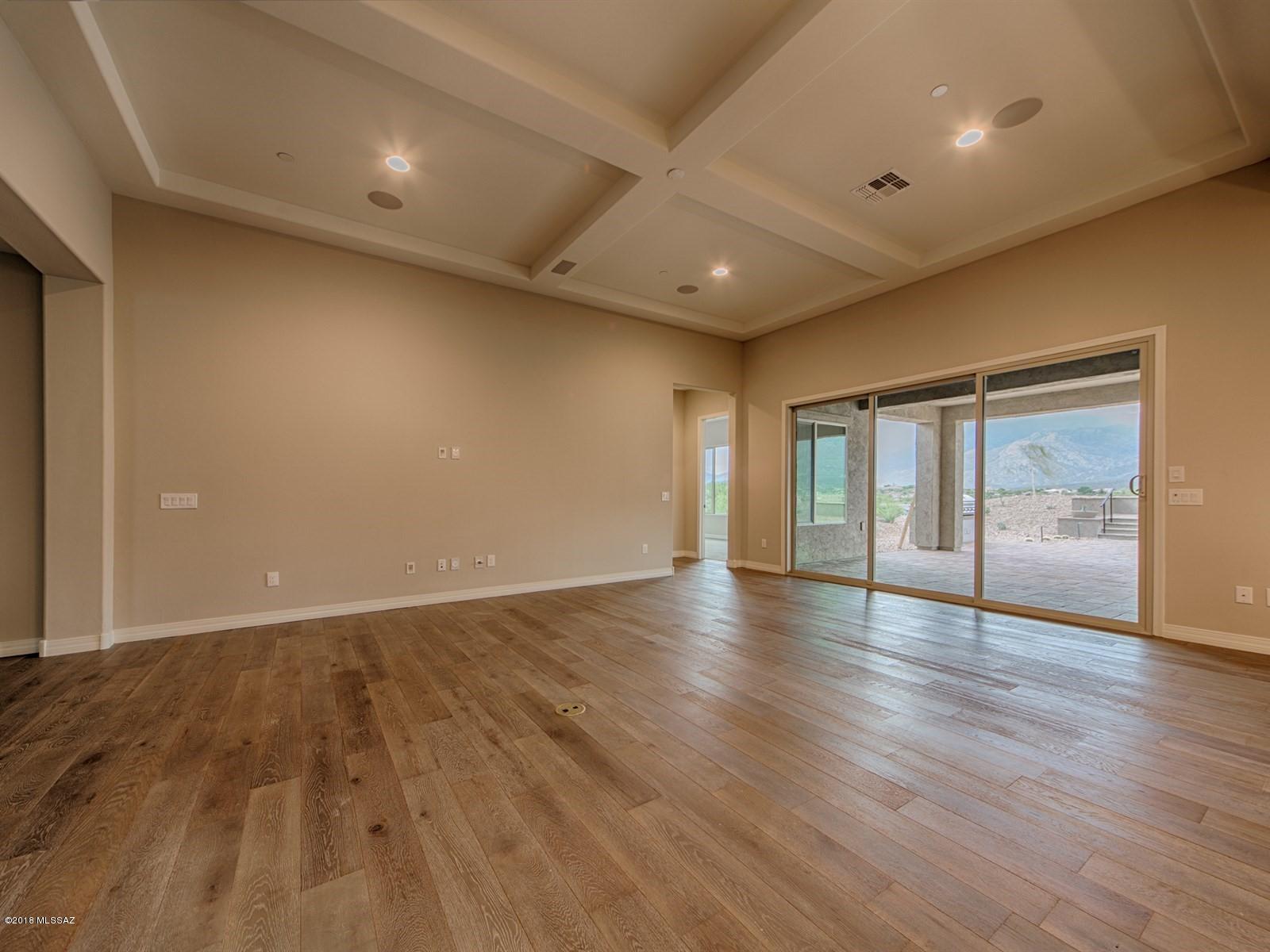 Sanctuary At Silverhawke - Residential