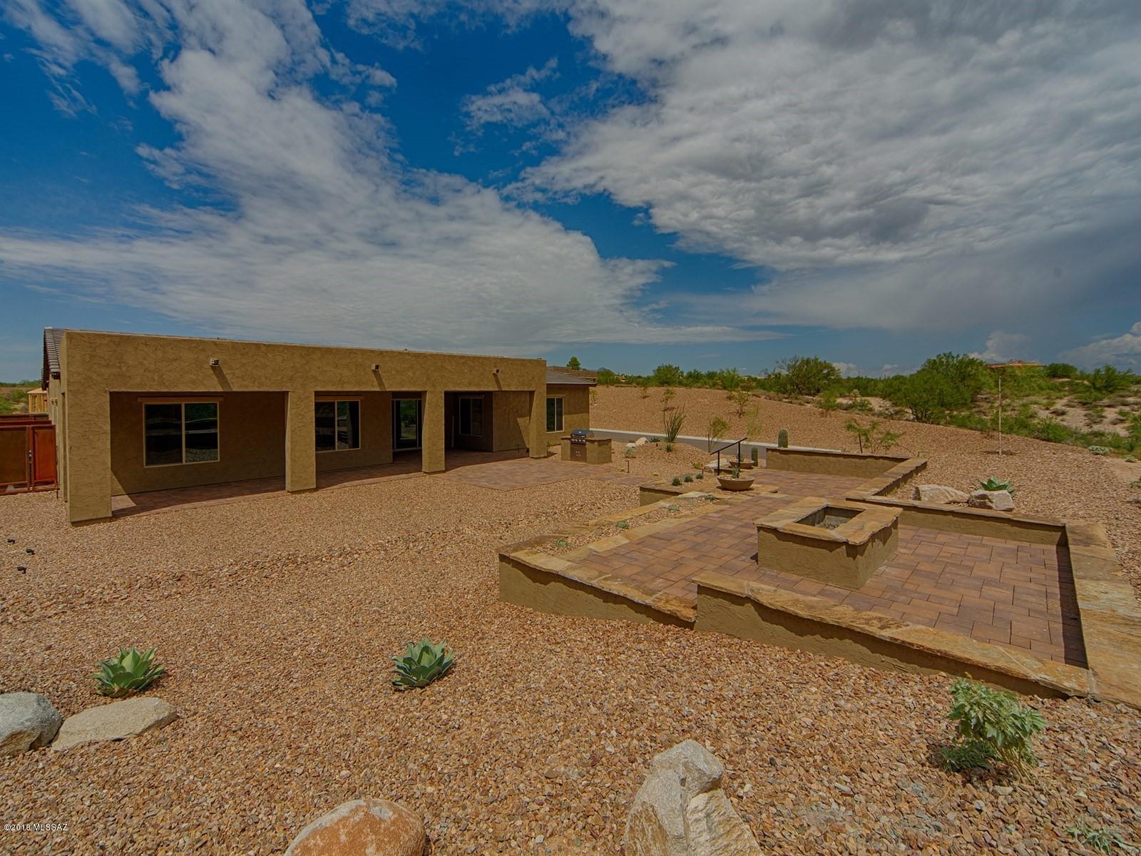 Sanctuary At Silverhawke - Residential