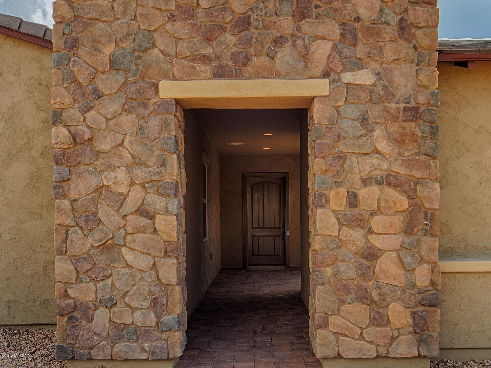 Sanctuary At Silverhawke - Residential