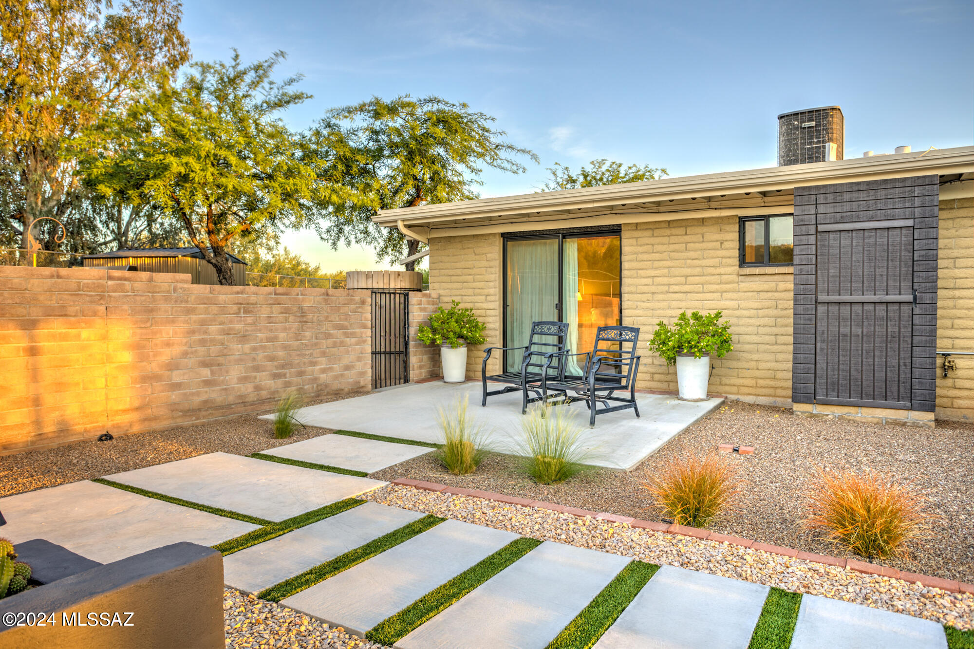 Rancho Catalina(107-221) - Residential