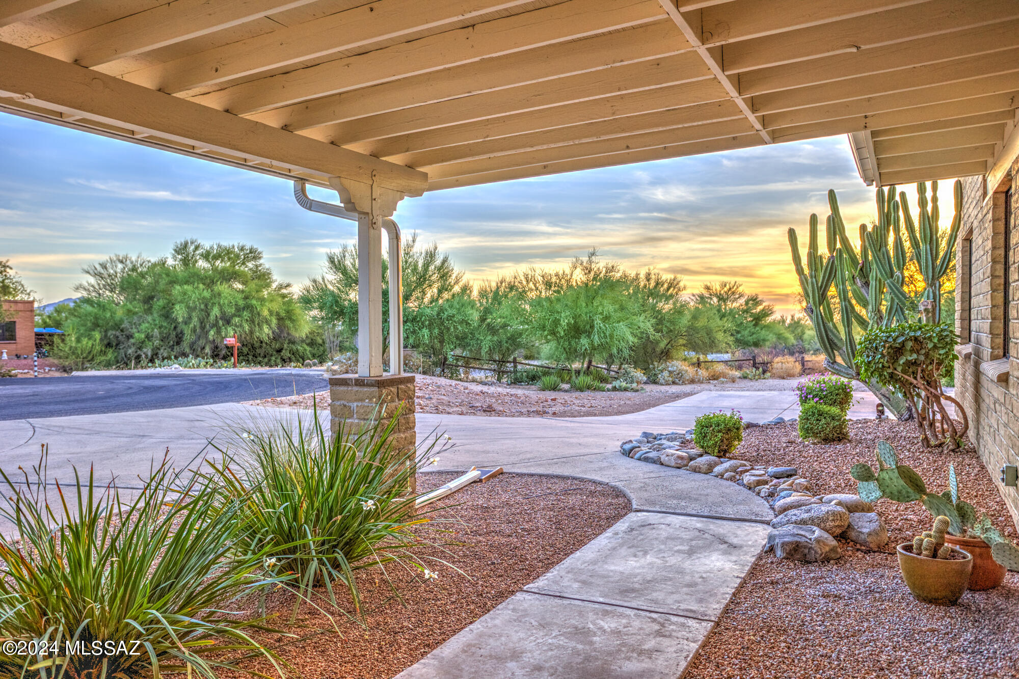 Rancho Catalina(107-221) - Residential