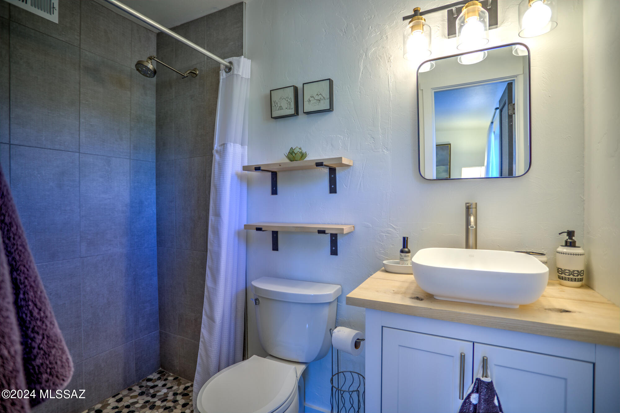 Rancho Catalina(107-221) - Residential