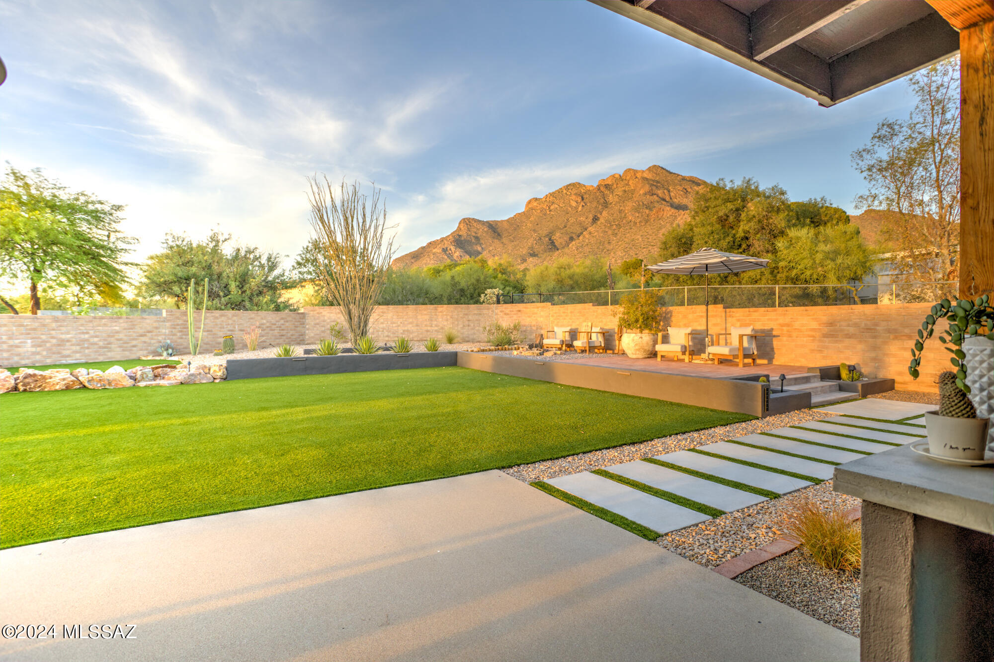 Rancho Catalina(107-221) - Residential