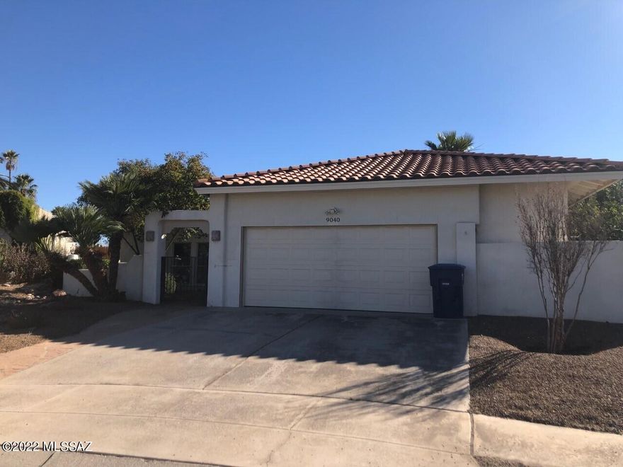 Enjoy the limited vehicle traffic in this well maintained cul-de-sac home in great eastside location.This home is has it all for the hobbyist,craftsman, or anyone in need of space for their toys,motorhome, or Boat.No HOA.2 separate workshop/storage outbuildings w/electric.Flagstone Patio w/Kiva Fireplace & Beautifully landscaped property w/basketball hoop in back. 8ft gate for alley access.Ceramic tile throughout this gorgeous pride of ownership home w/gas fireplace & built in TV area in family room. Large Dining/Living Room. Granite Tile counters in Kithen.Large Laundry area. bonus room off oversized garage. bathrooms are prestige. ceiling fans & skylights.newer Trane A/C & Heater (2017),water heater (2018),Life Source whole house water system (2014), tile roof installed (2015).lots more!