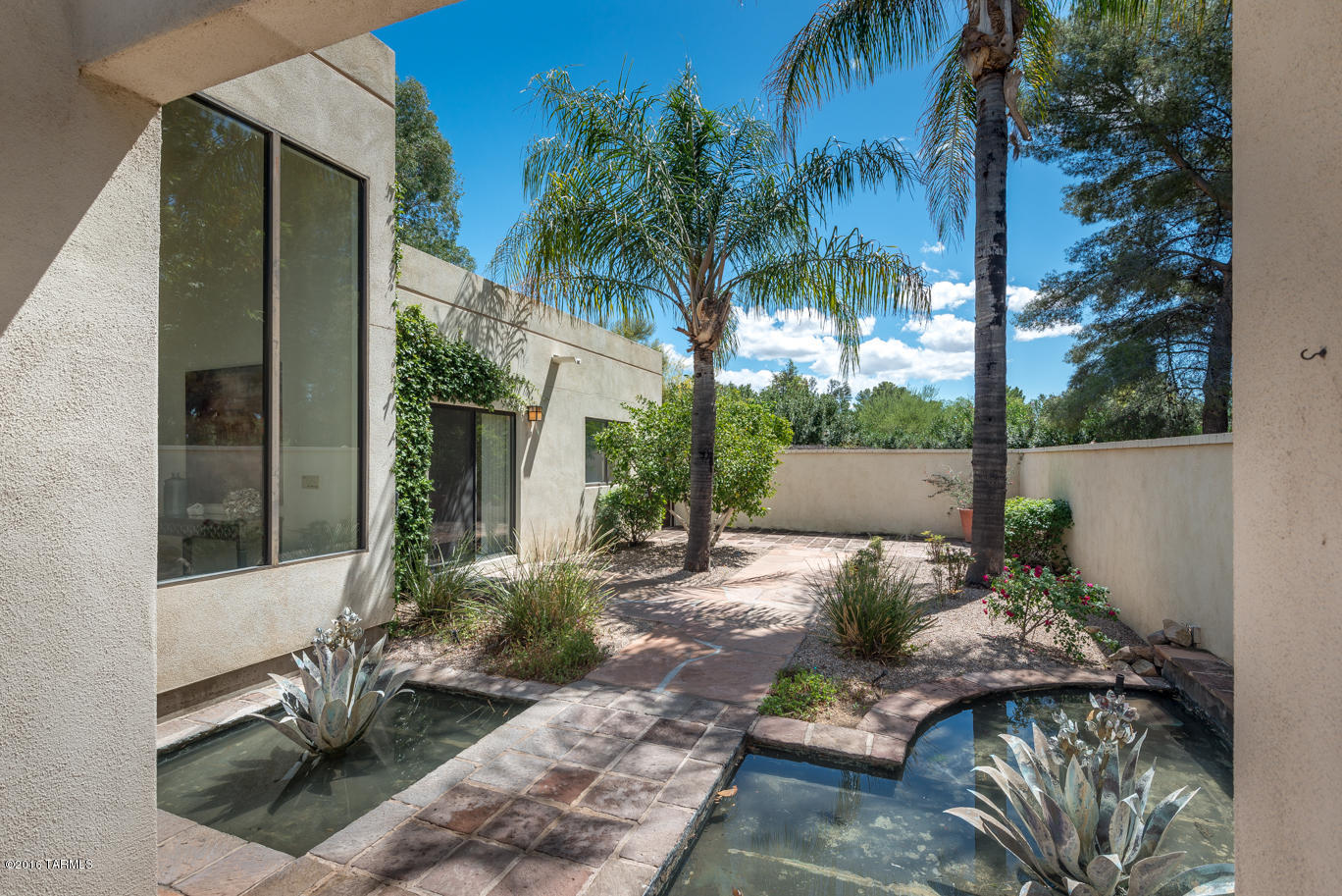 Country Club Estates NO. 1 - Residential