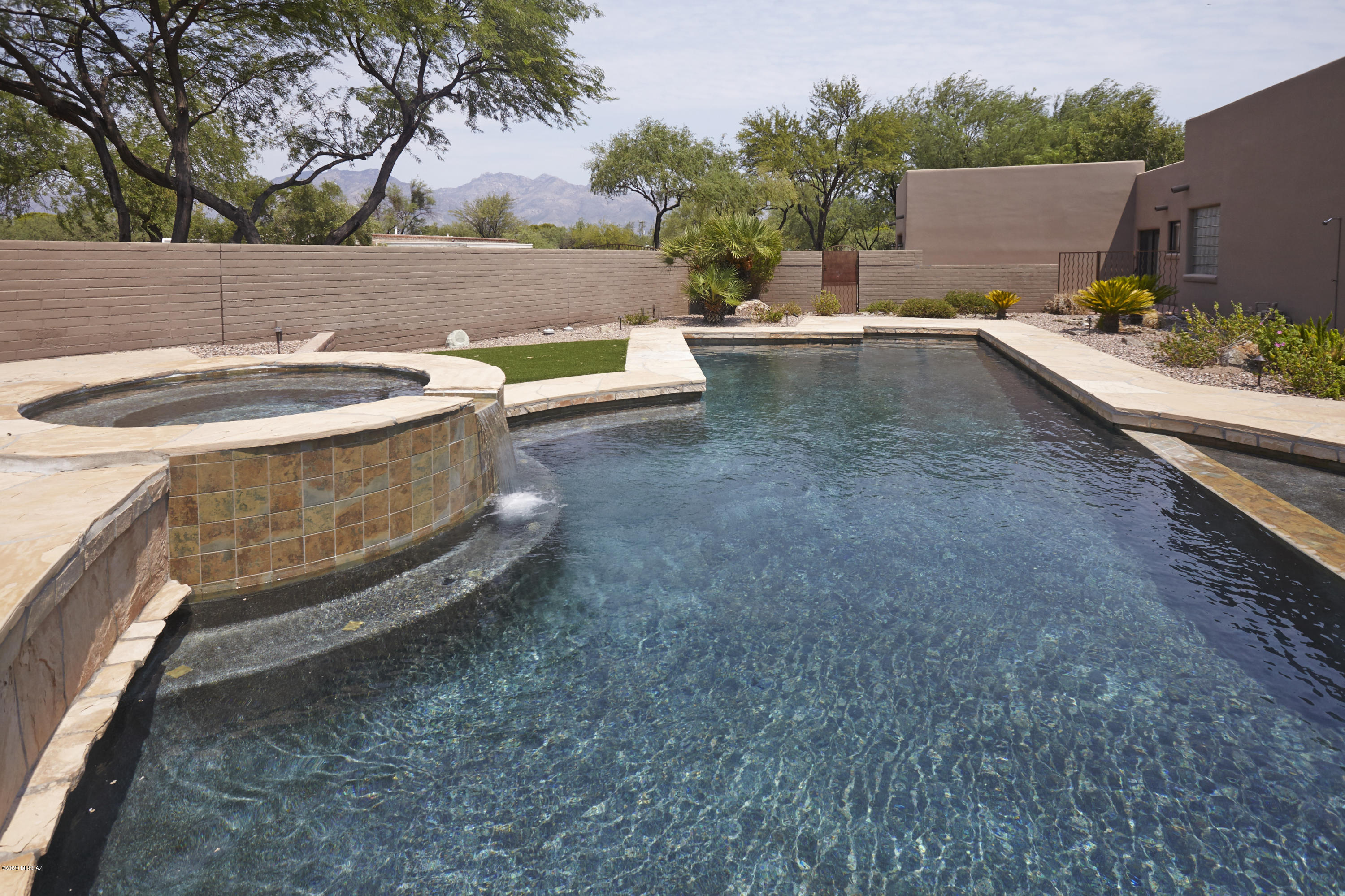 Country Club Estates NO. 1 - Residential