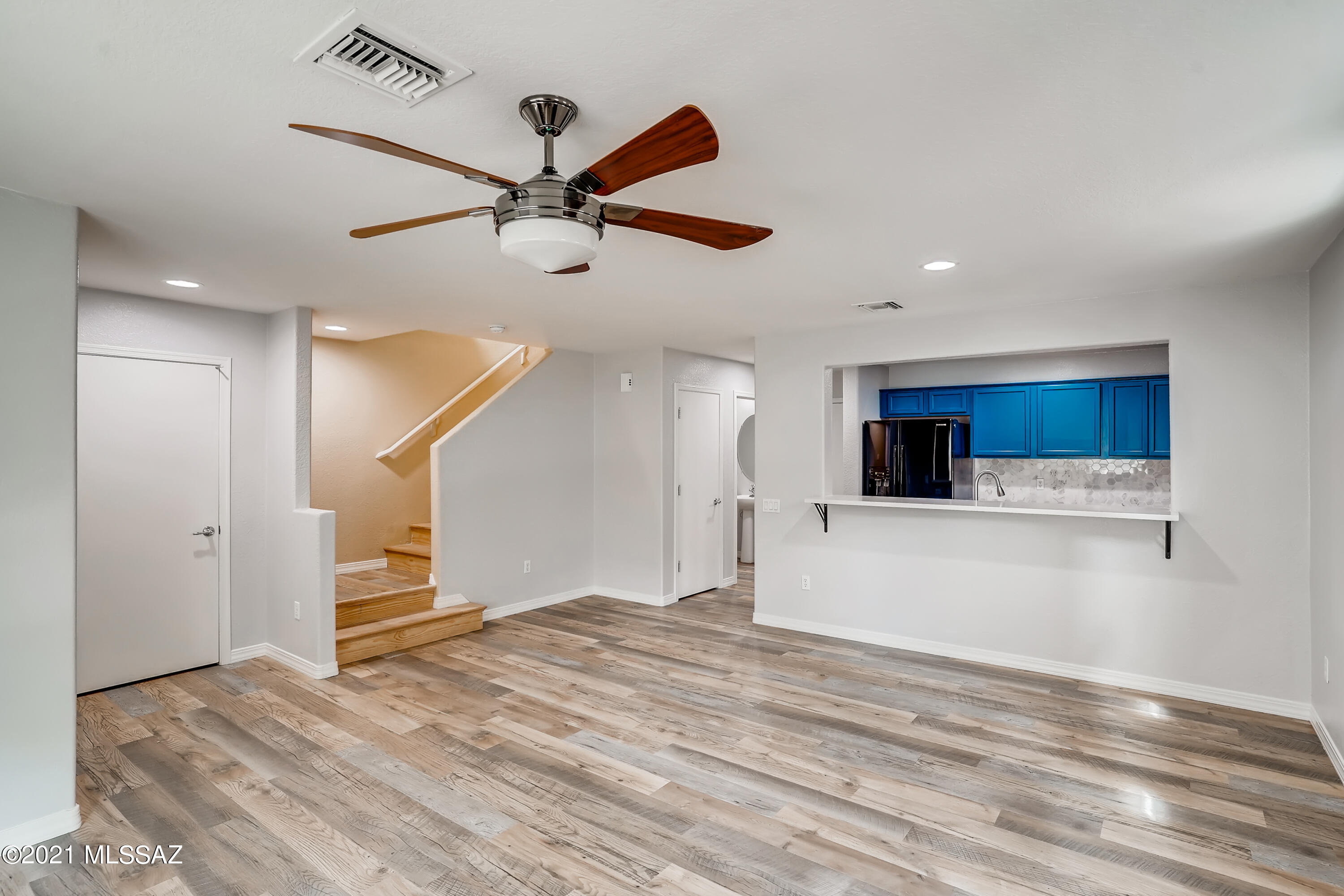 Sierra Morado Unit 2 West - Residential