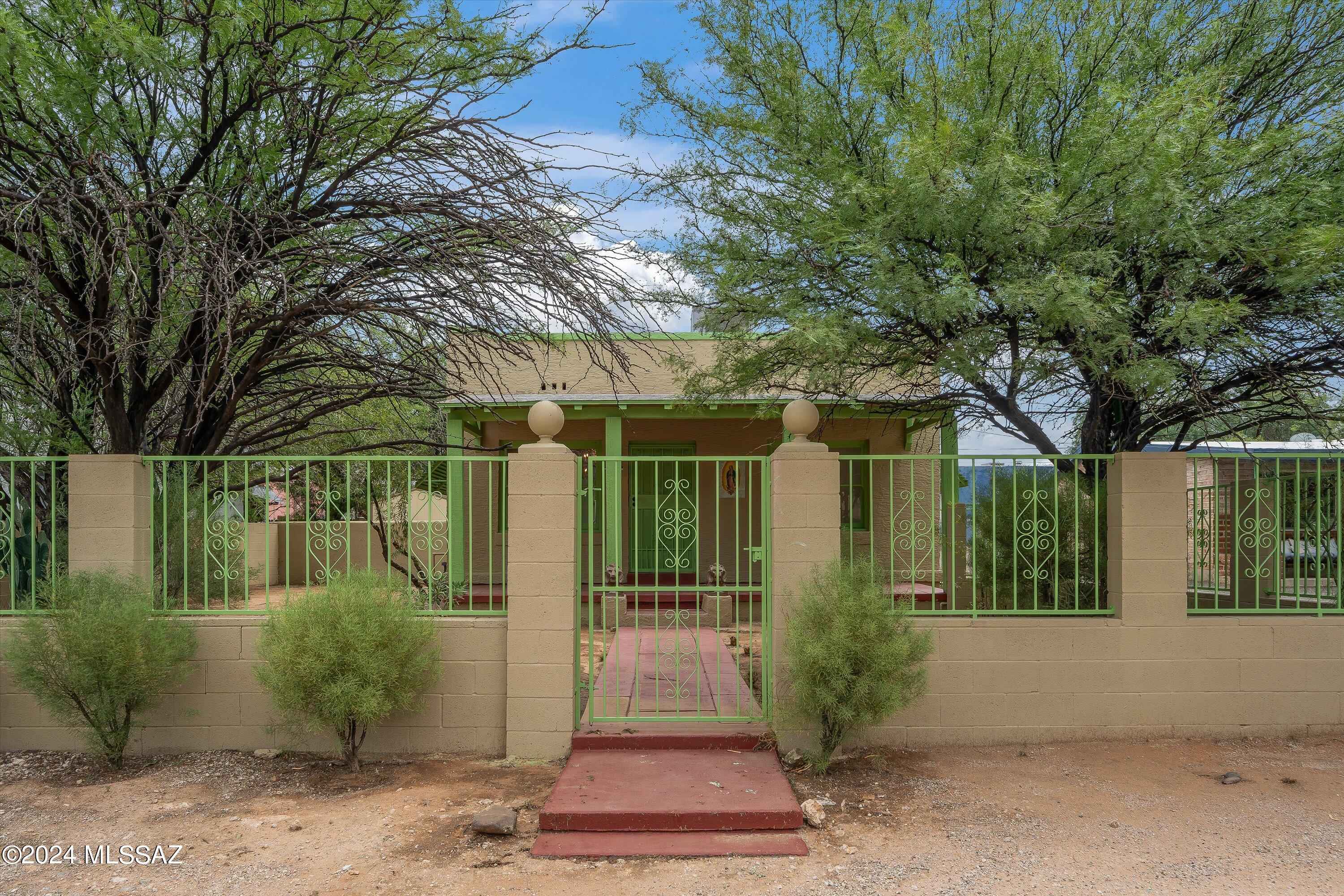 View Tucson, AZ 85719 house