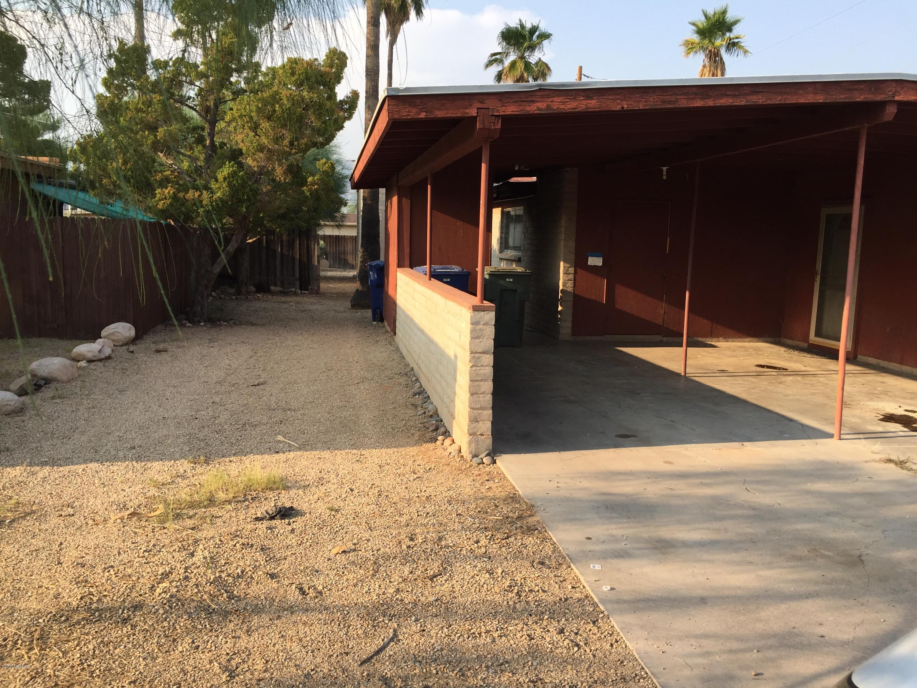 Lincoln Park - Residential Lease
