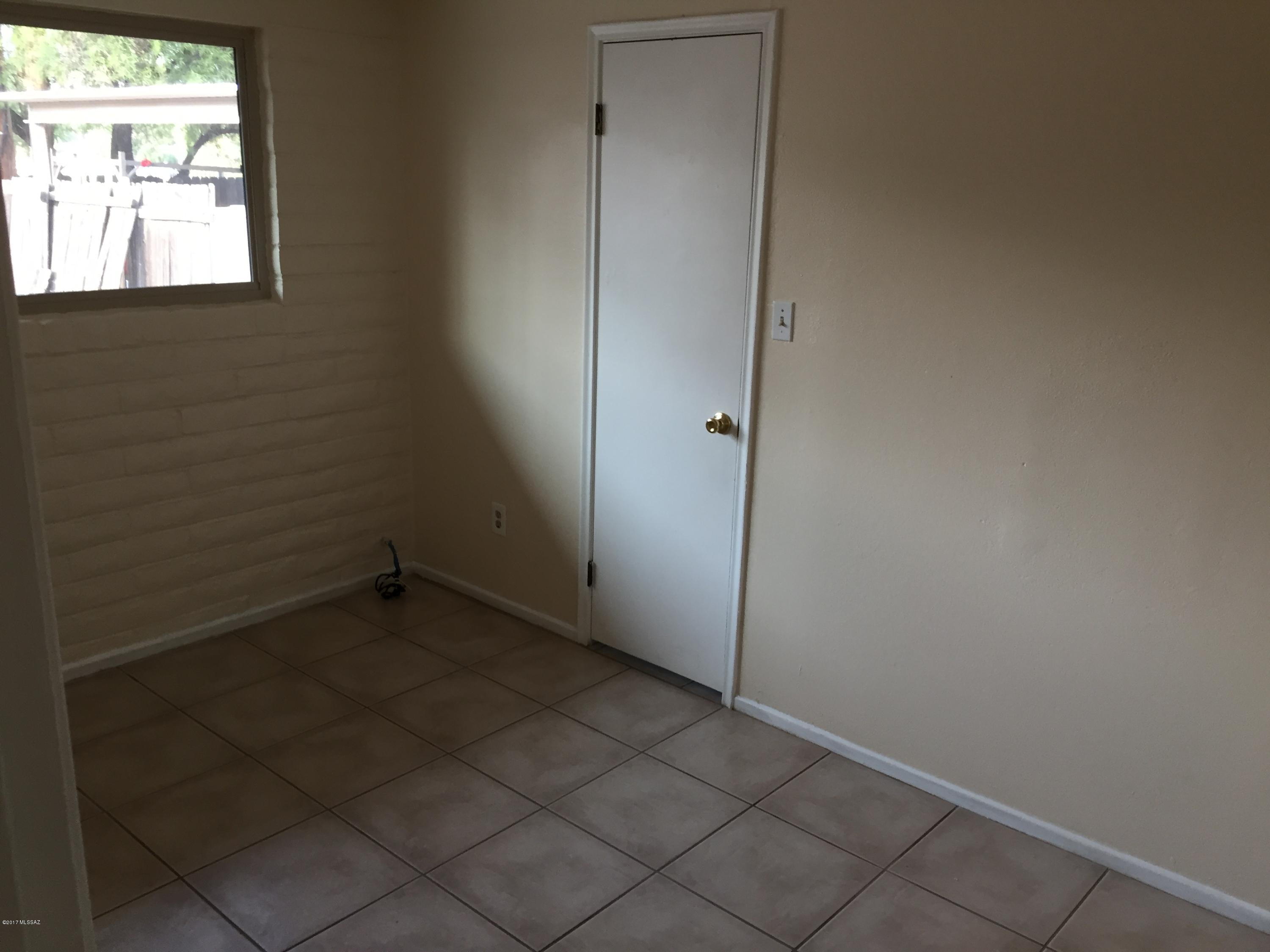 Lincoln Park - Residential Lease