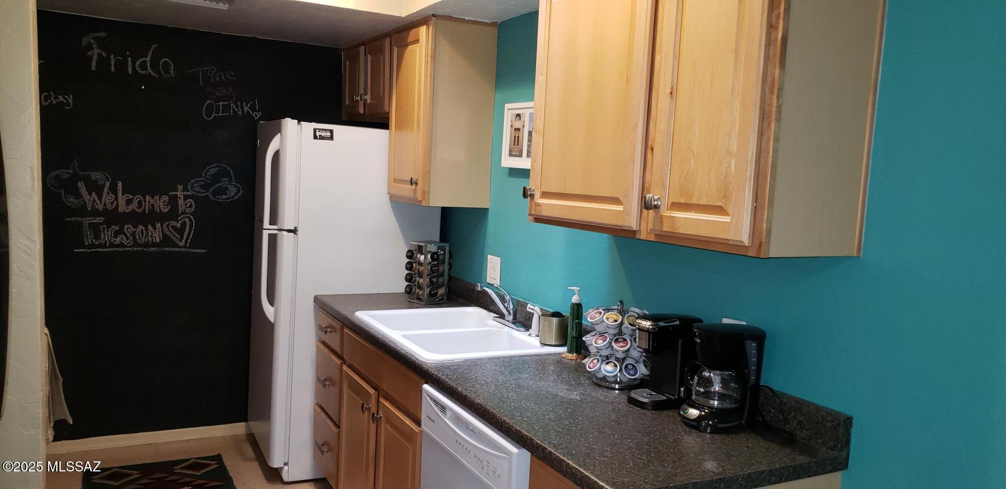 455 W Kelso Street APT 232
